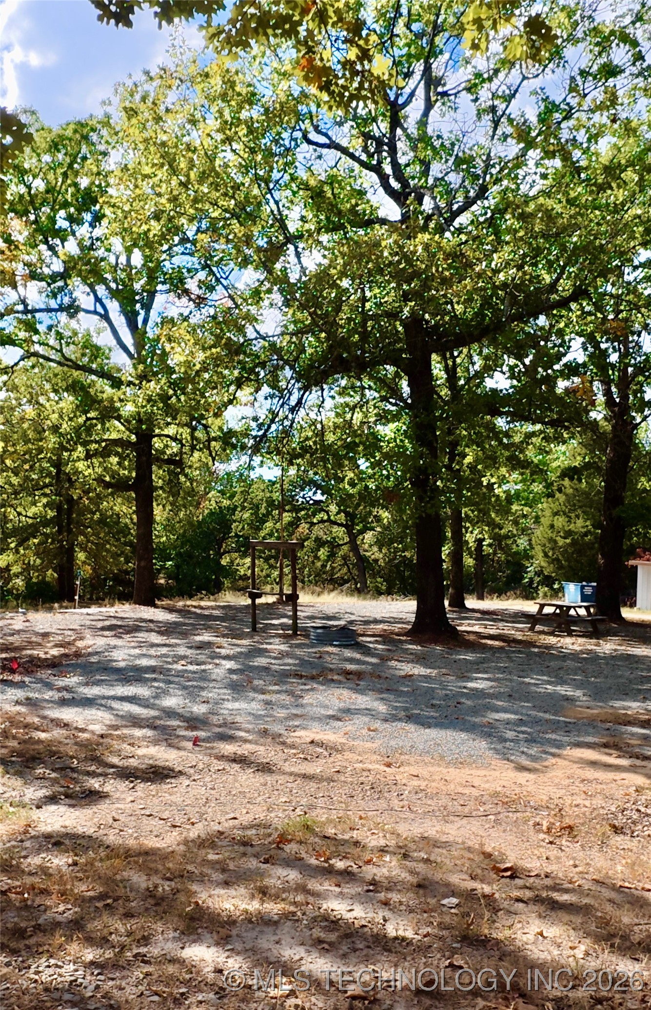 427539 E 1148 Loop Property Photo 11