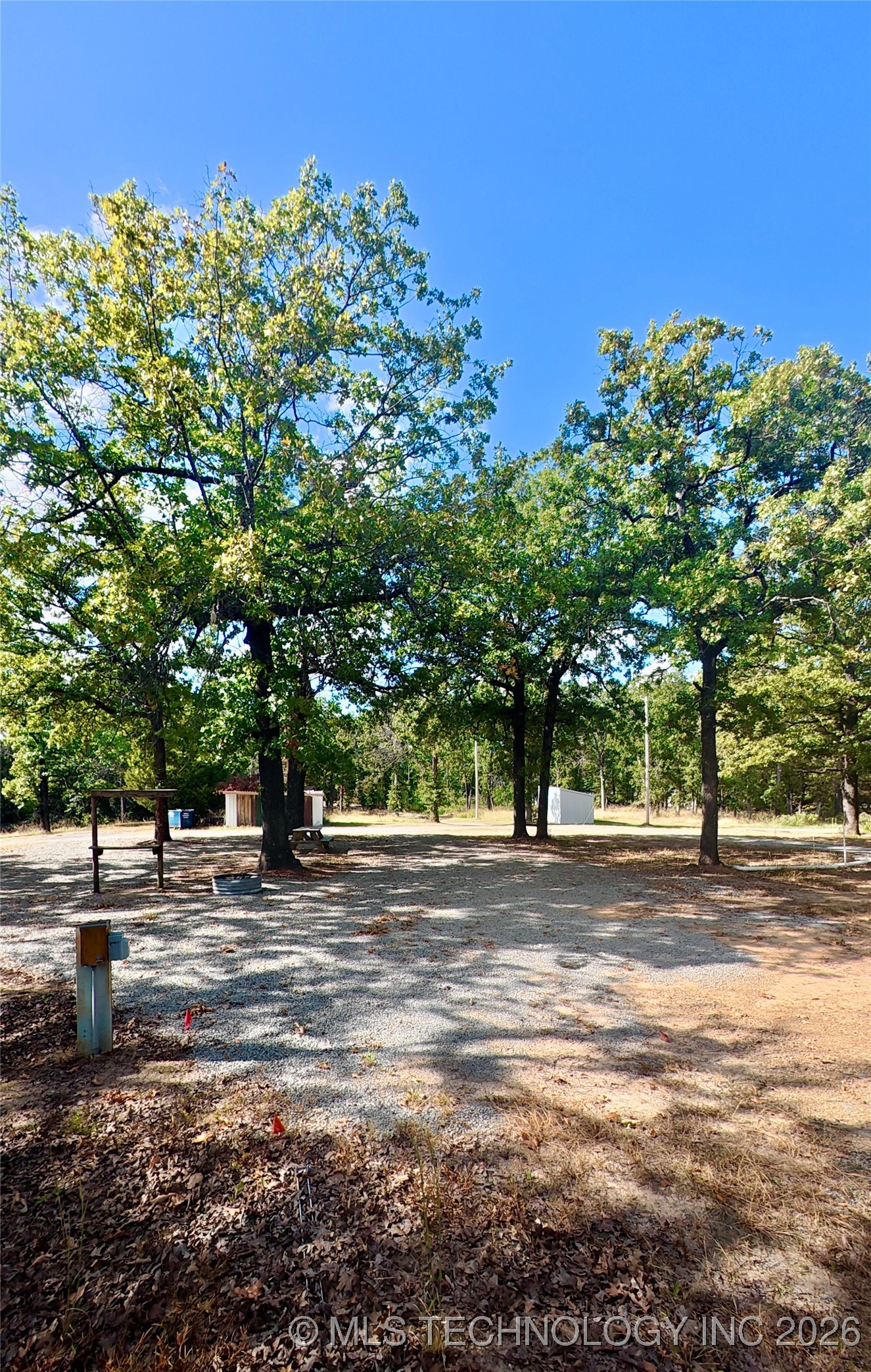 427539 E 1148 Loop Property Photo 13