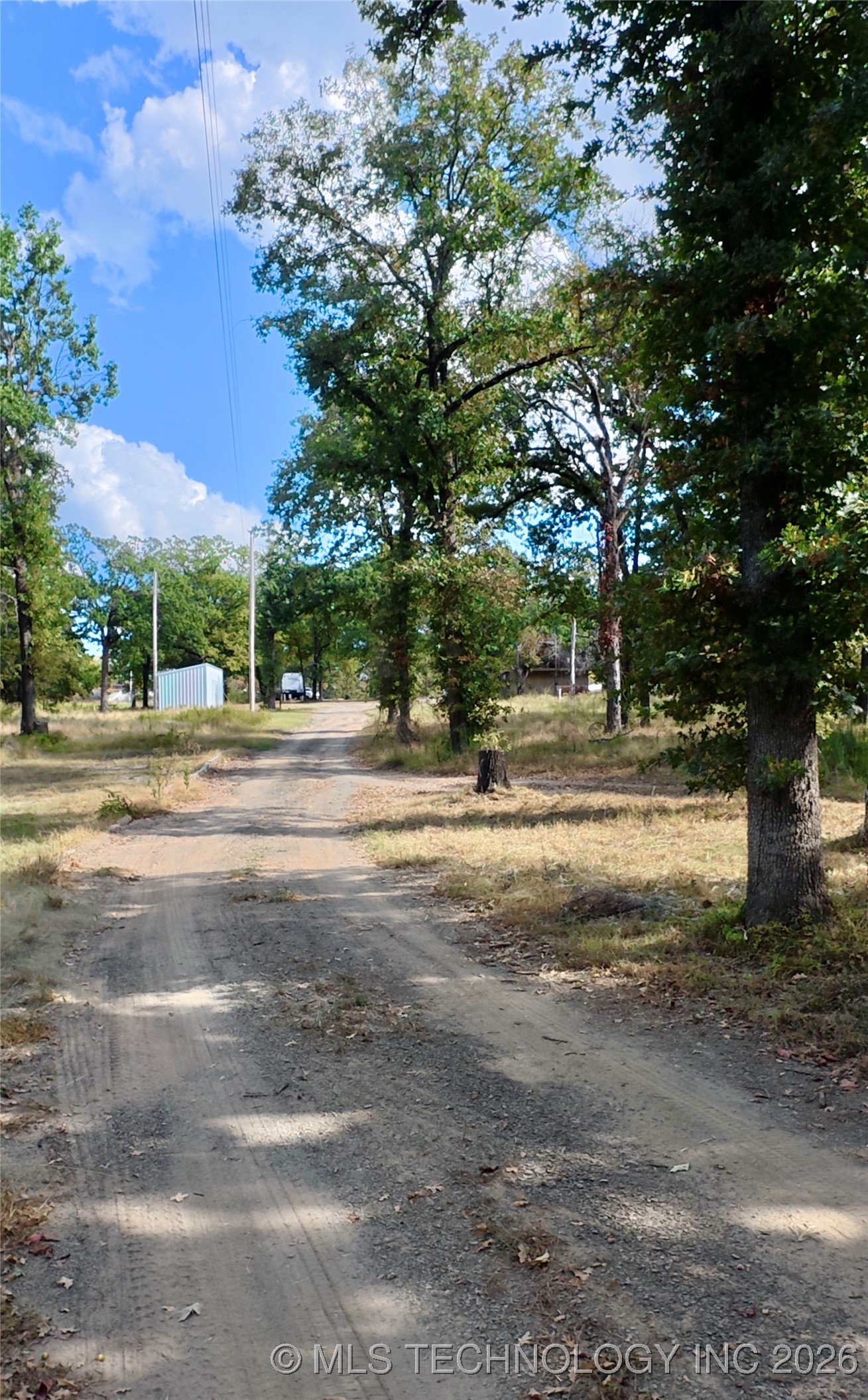 427539 E 1148 Loop Property Photo 16