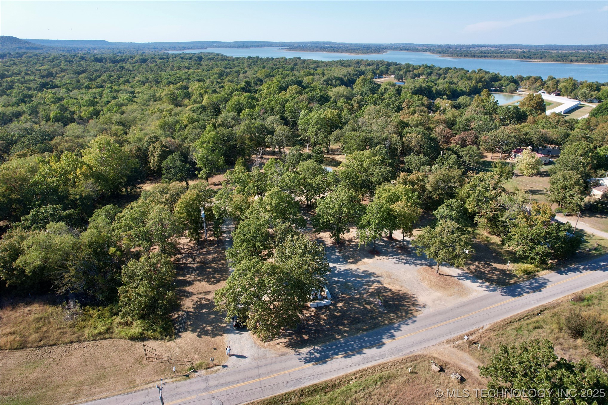 427539 E 1148 Loop Property Photo 25