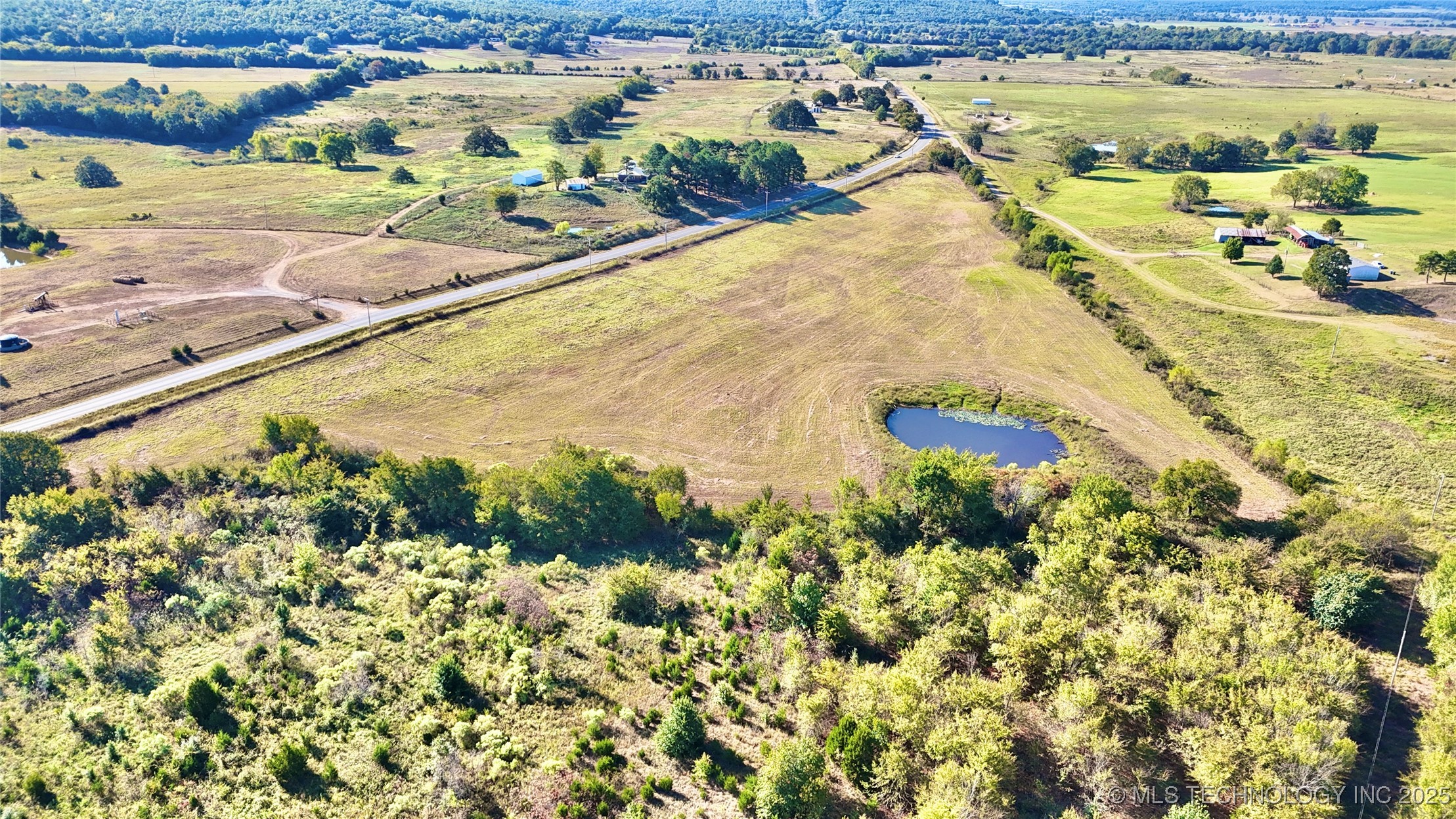 14 S Hwy 71 Property Photo 8