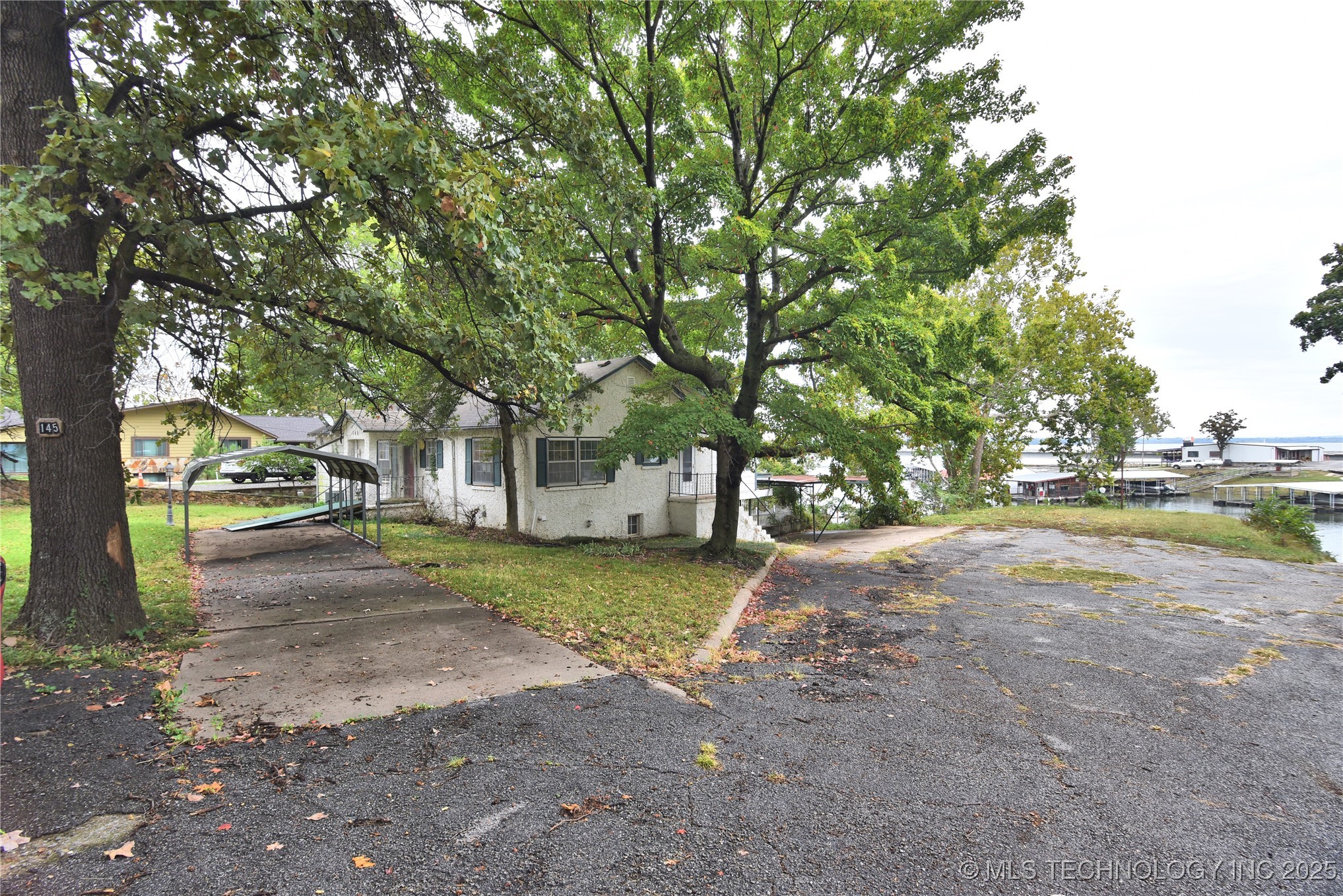 145 Skyline Property Photo 2