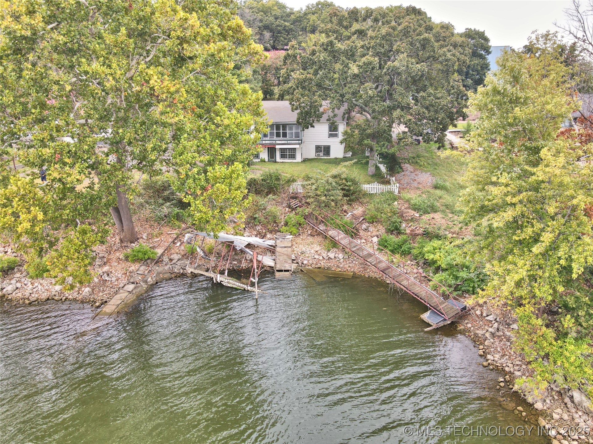 145 Skyline Property Photo 42