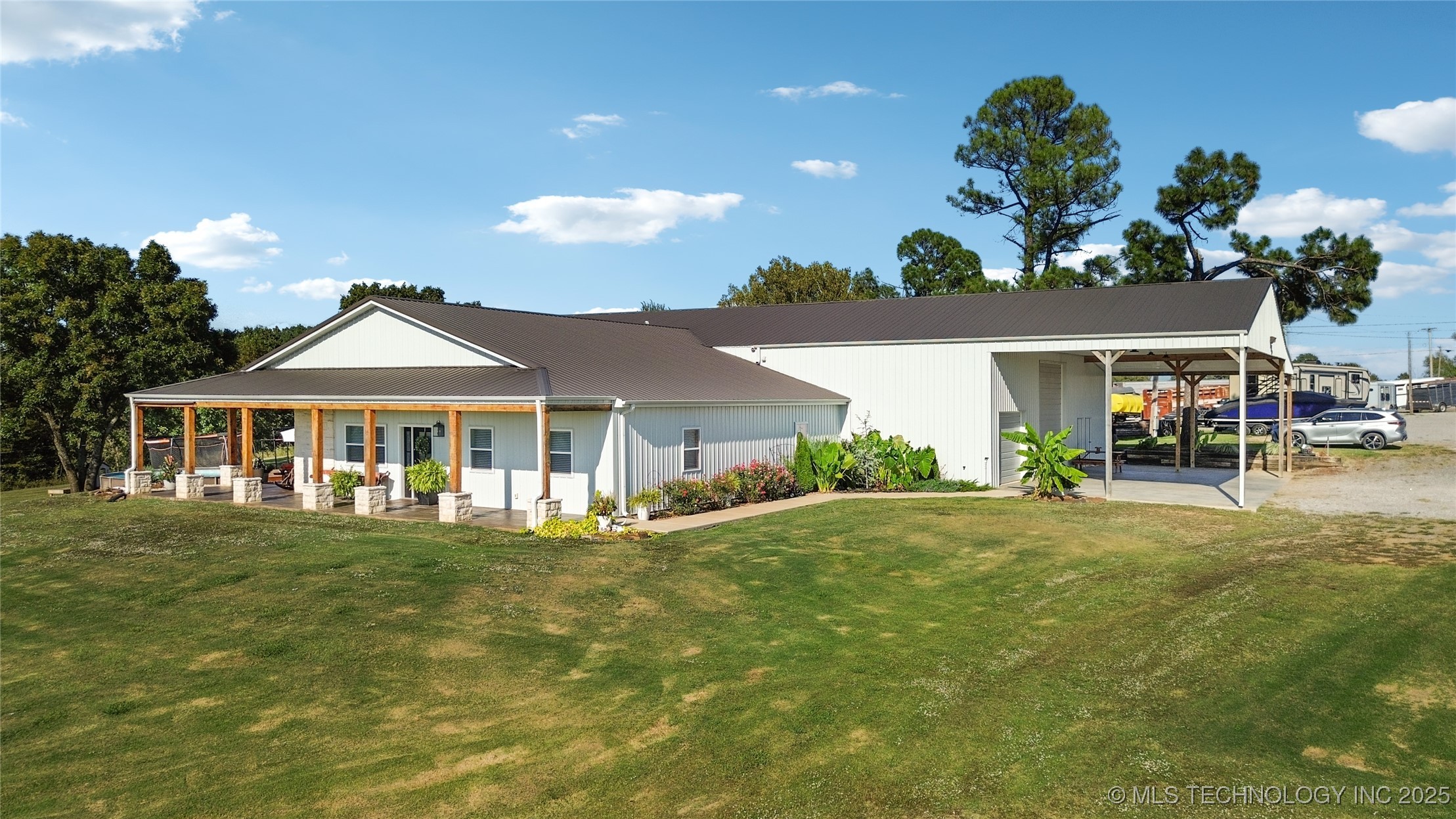 75649 S Highway 69 Highway 1 Property Photo 1