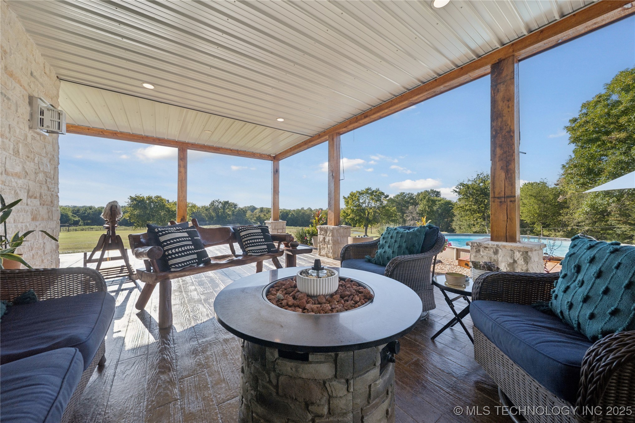 75649 S Highway 69 Highway 1 Property Photo 23