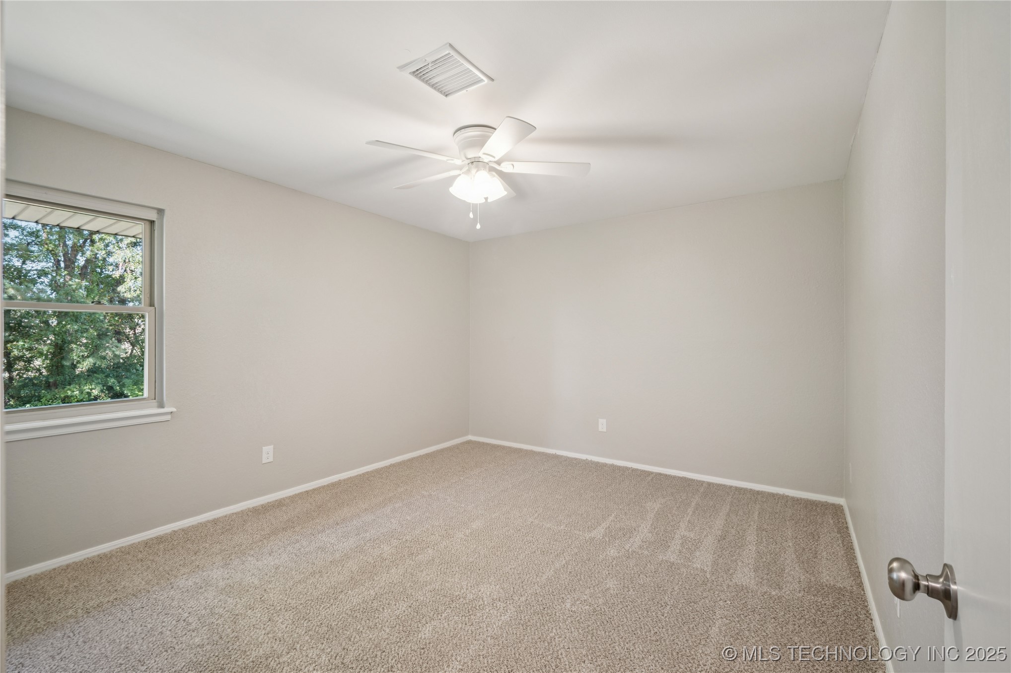 6136 S 219th East Avenue Property Photo 24