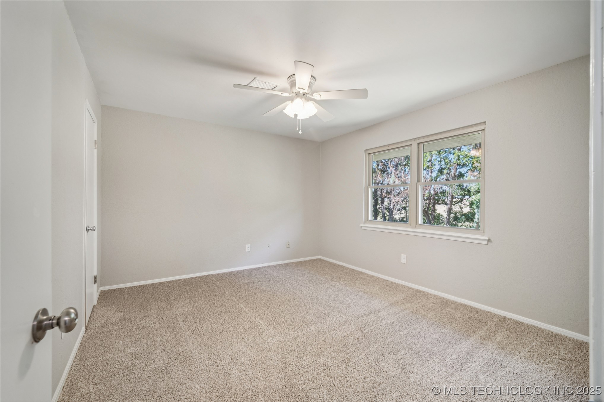 6136 S 219th East Avenue Property Photo 31