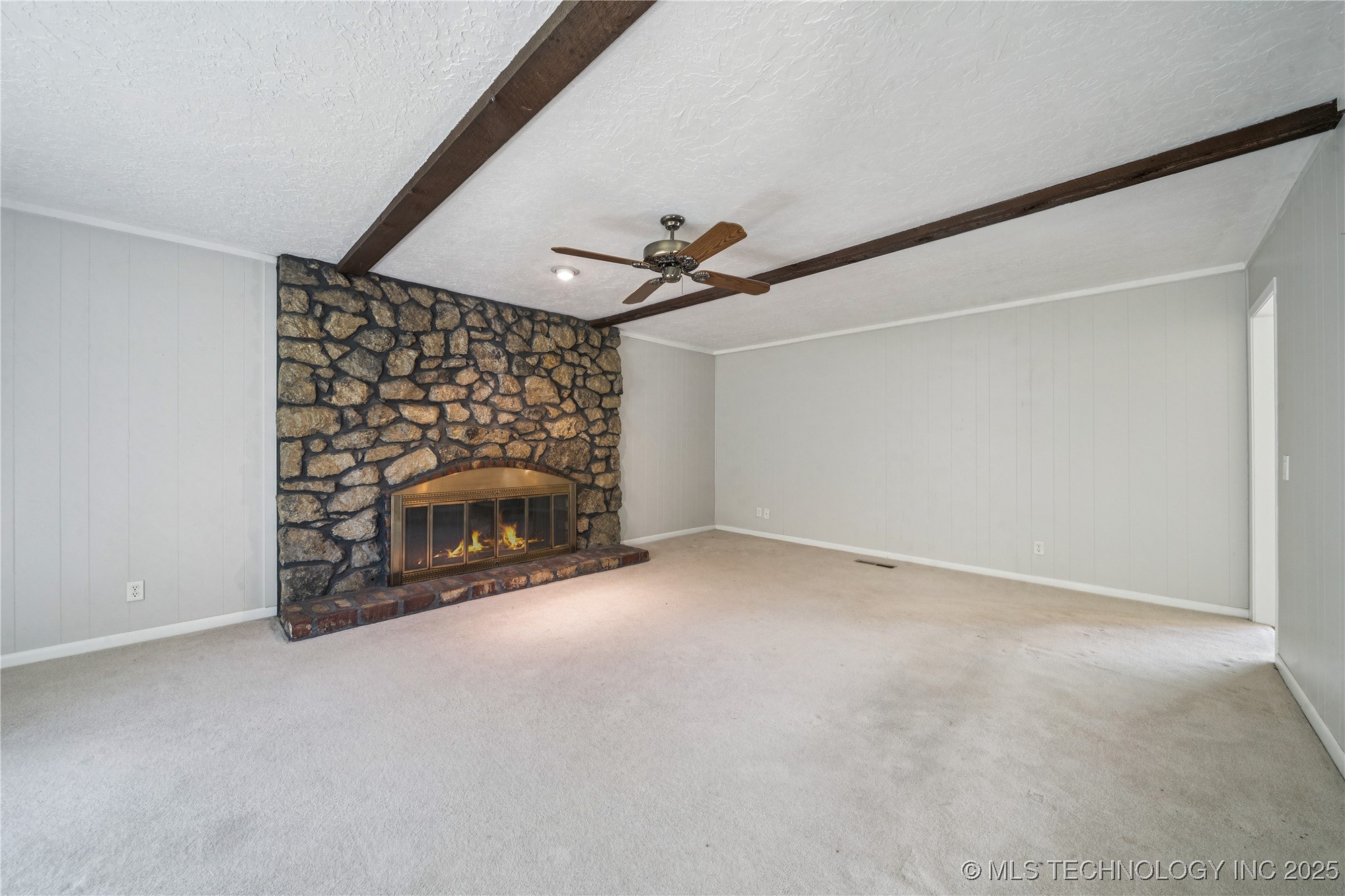 6712 S 136th Avenue E Property Photo 8