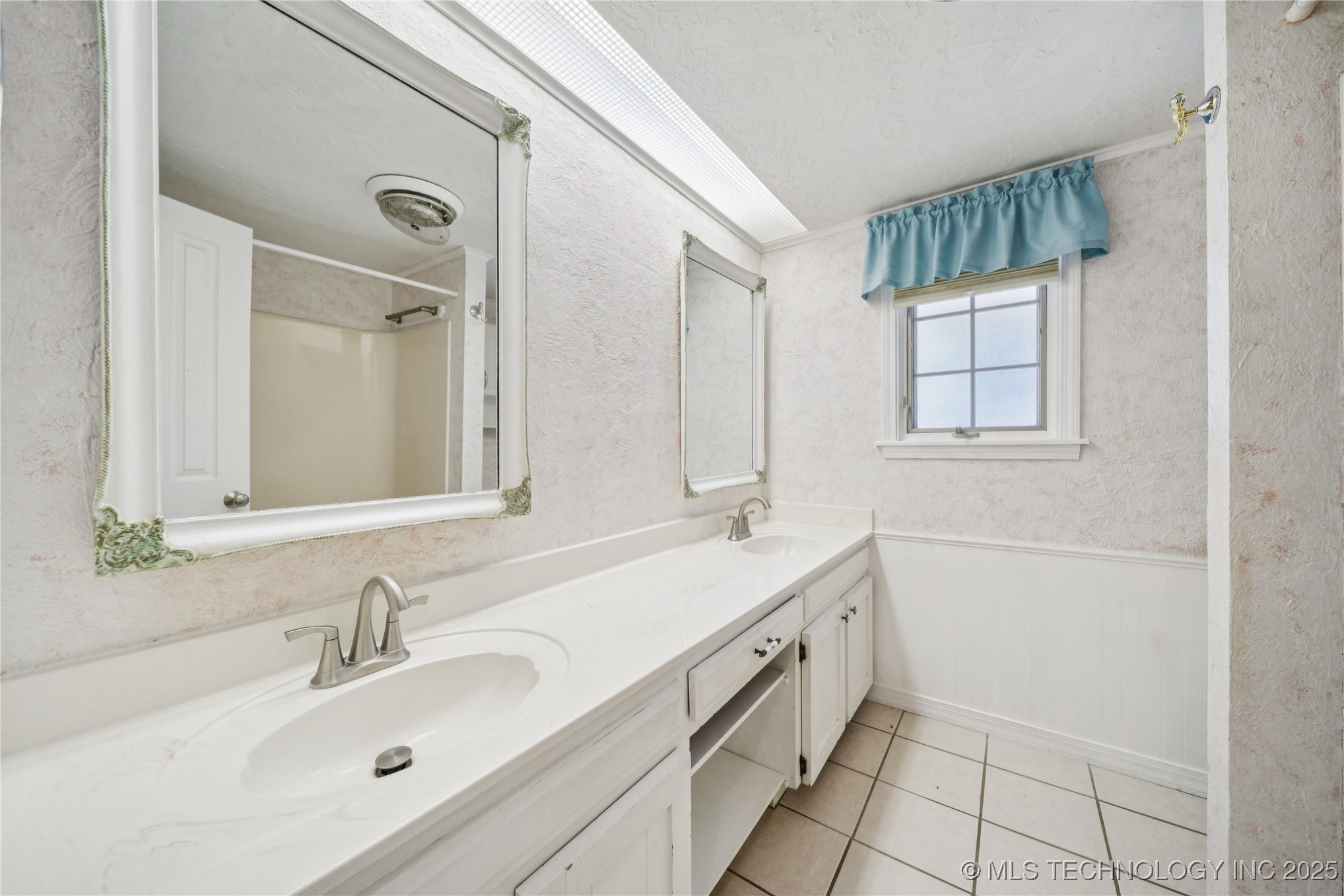 6712 S 136th Avenue E Property Photo 16