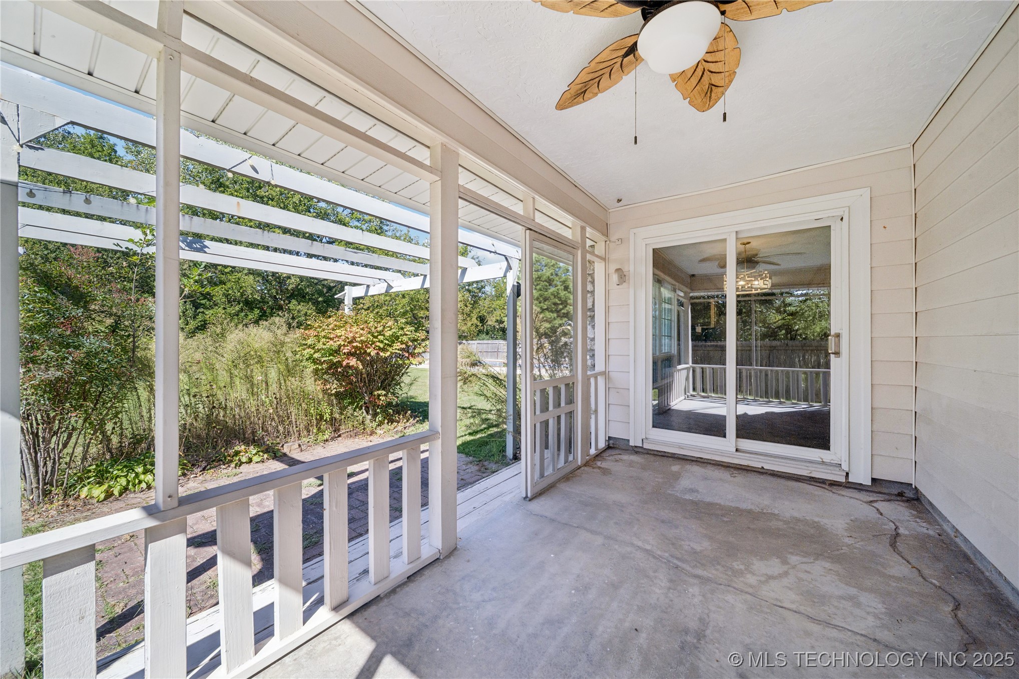 6712 S 136th Avenue E Property Photo 24