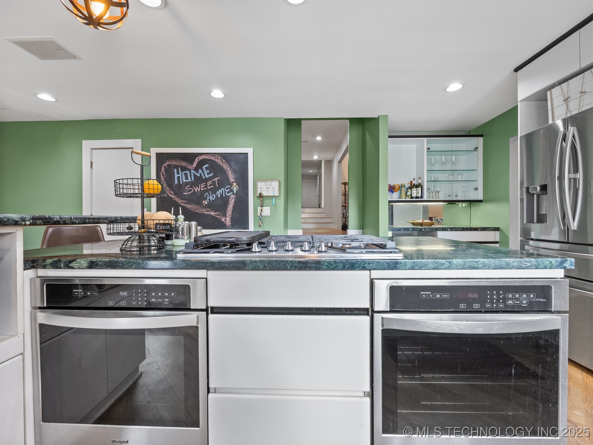 2501 Cherokee Hills Place Property Photo 5