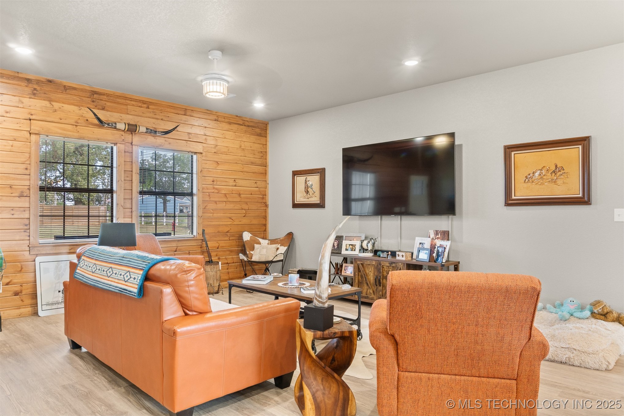 19 Sawyer Lane Property Photo 4