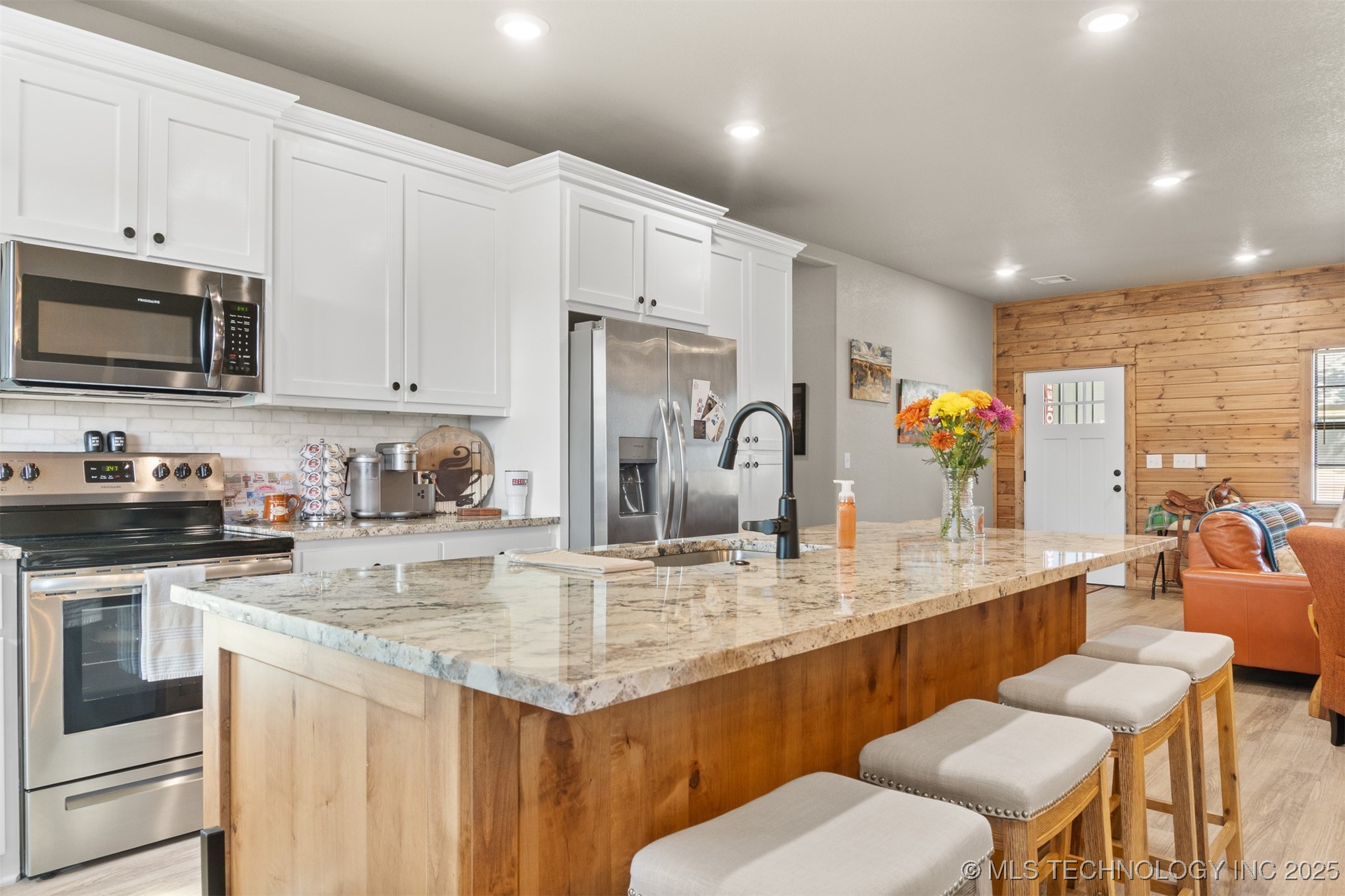 19 Sawyer Lane Property Photo 8