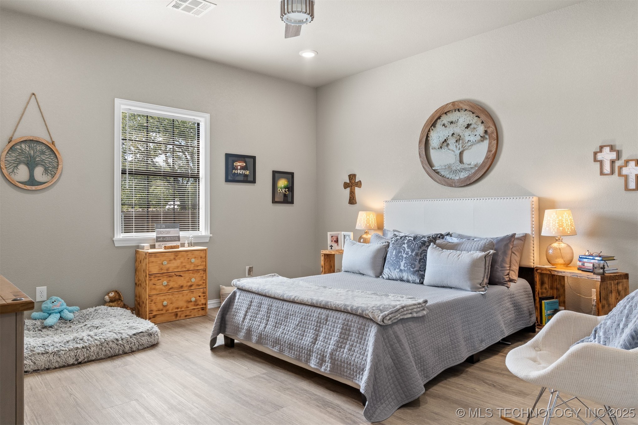 19 Sawyer Lane Property Photo 14