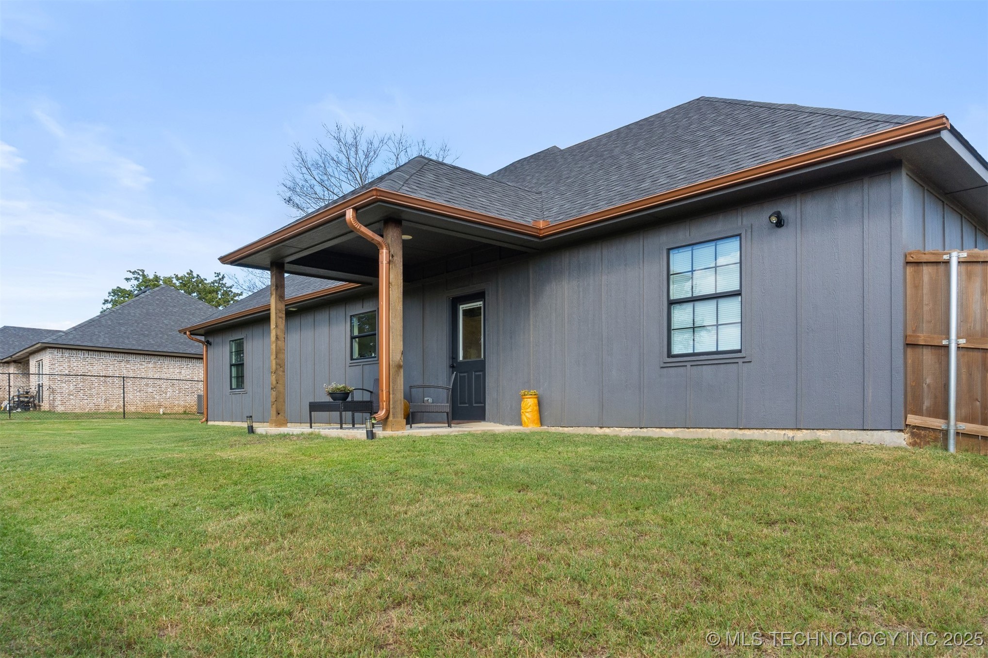 19 Sawyer Lane Property Photo 24