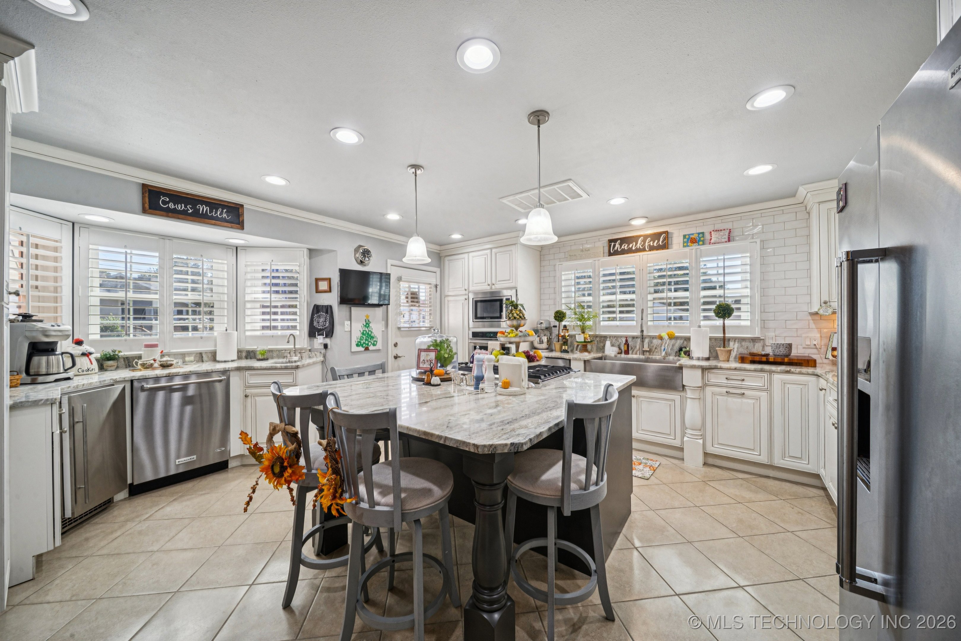 1300 E 7th Street Property Photo 19