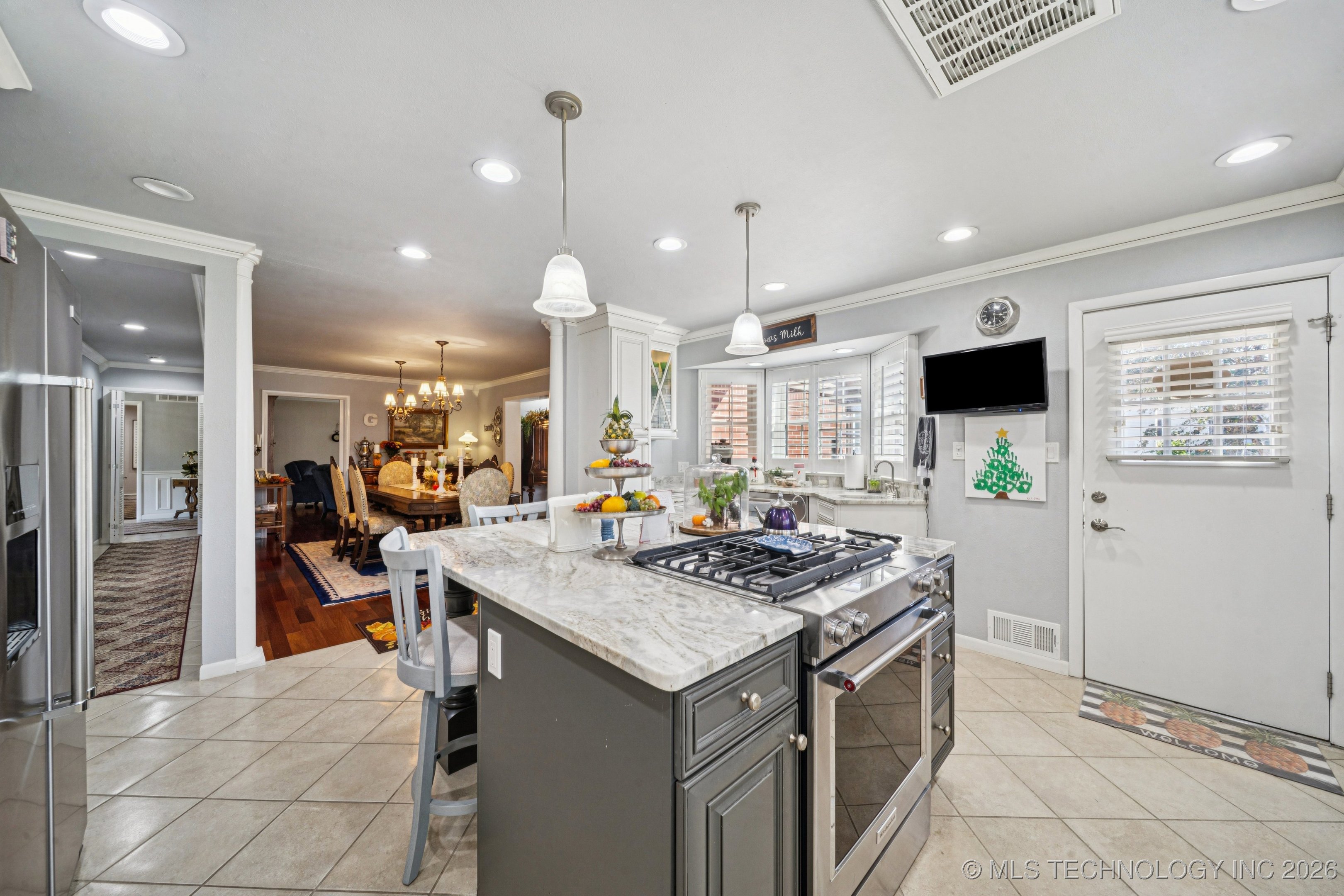 1300 E 7th Street Property Photo 24