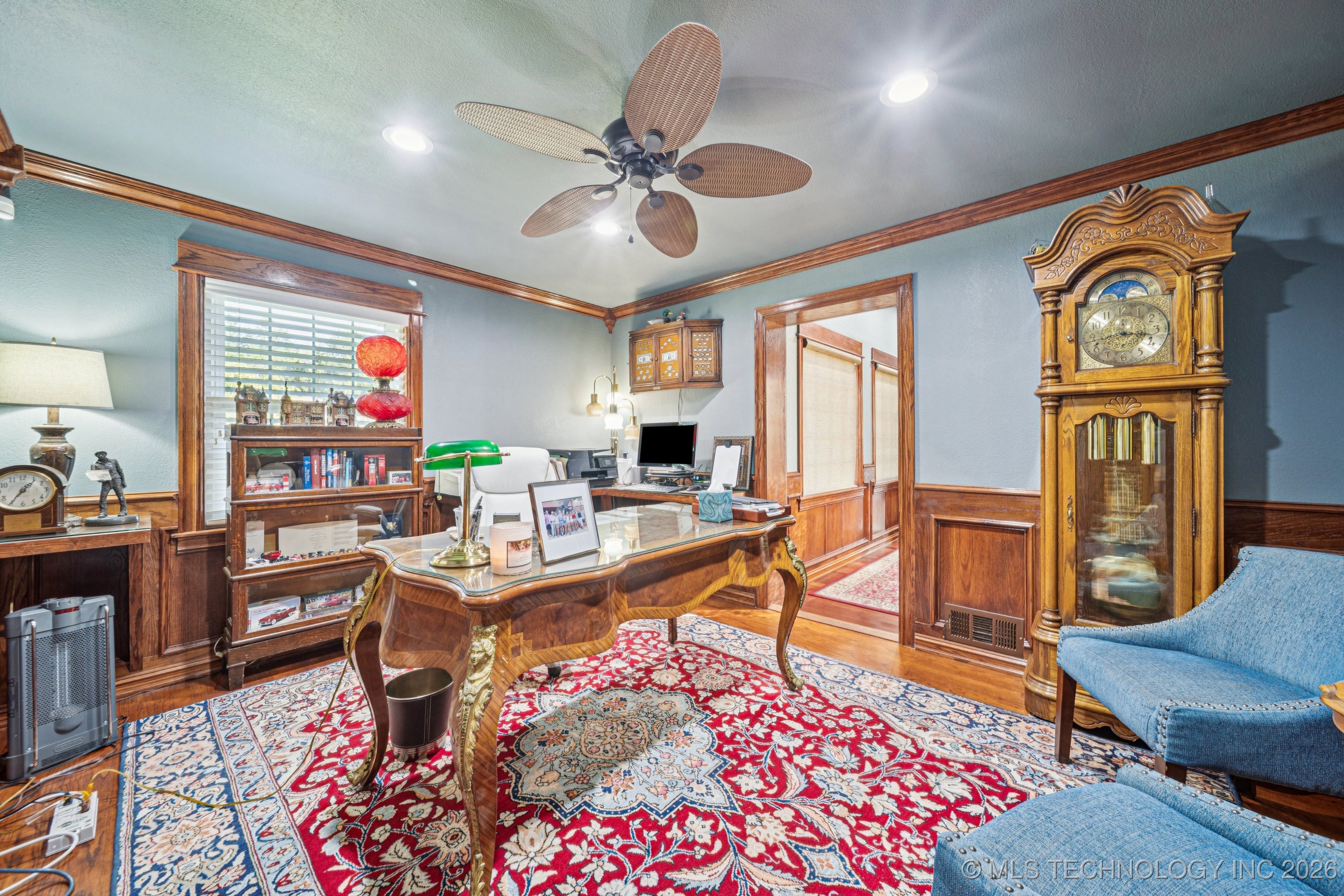 1300 E 7th Street Property Photo 28