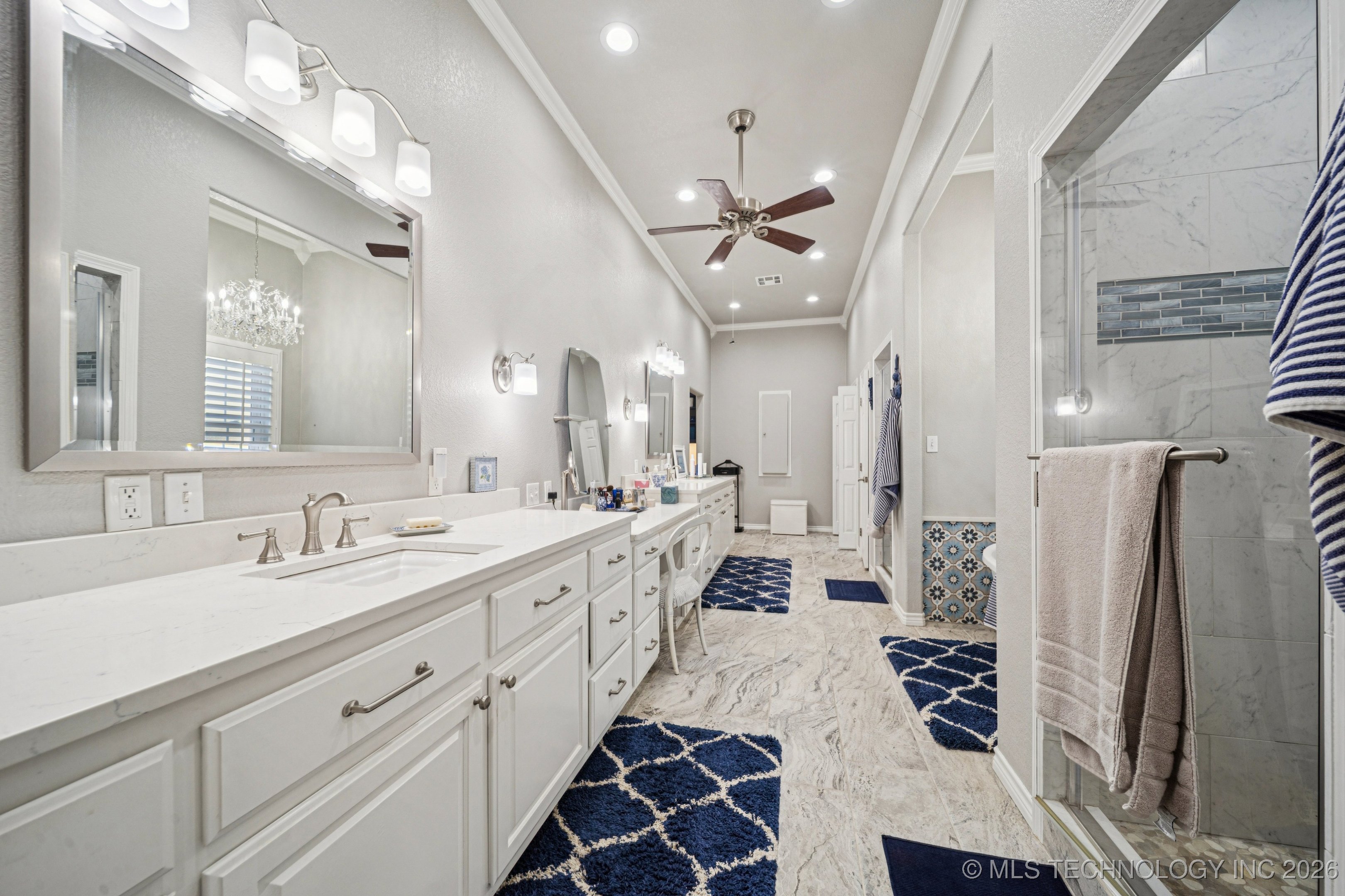 1300 E 7th Street Property Photo 33