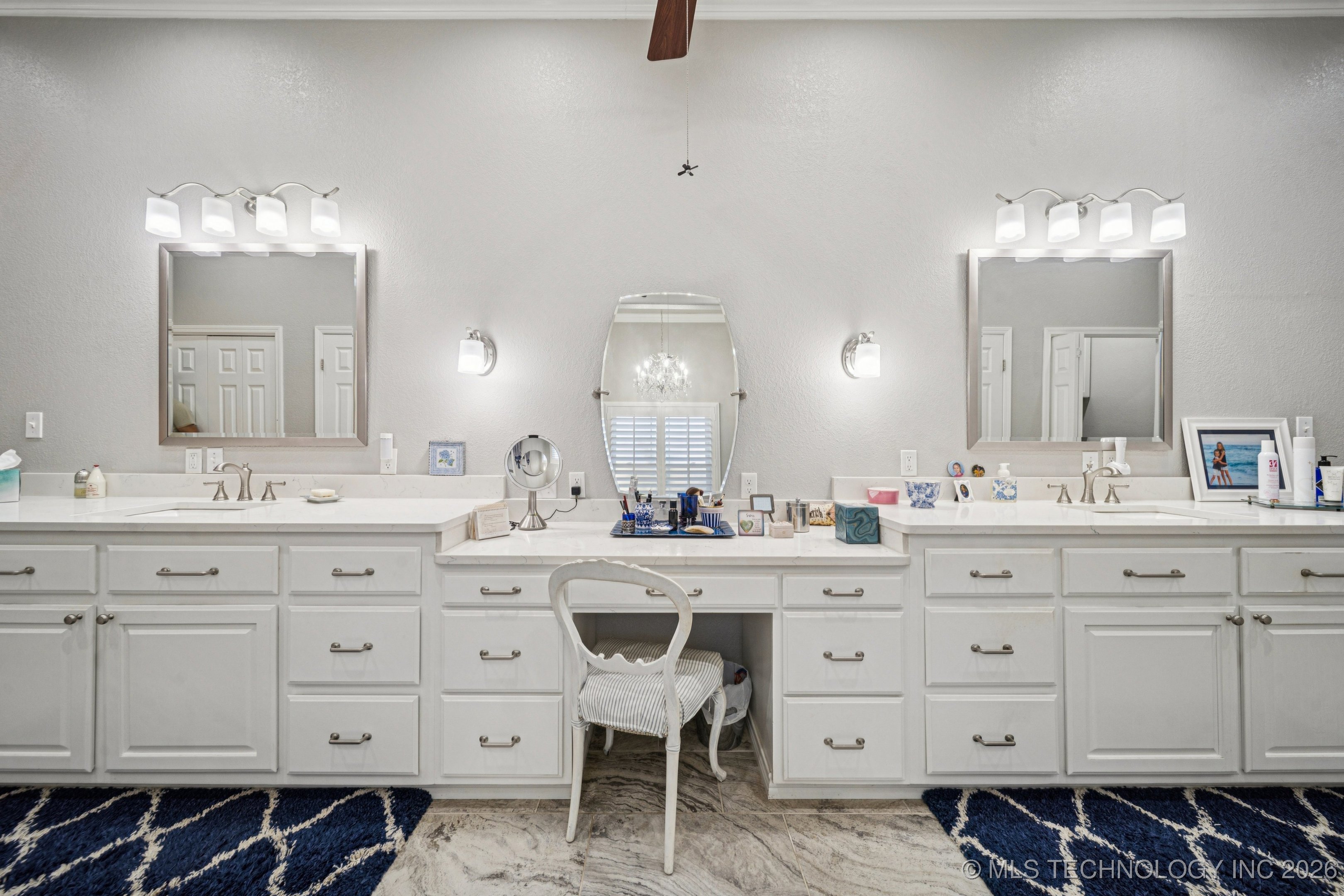 1300 E 7th Street Property Photo 34