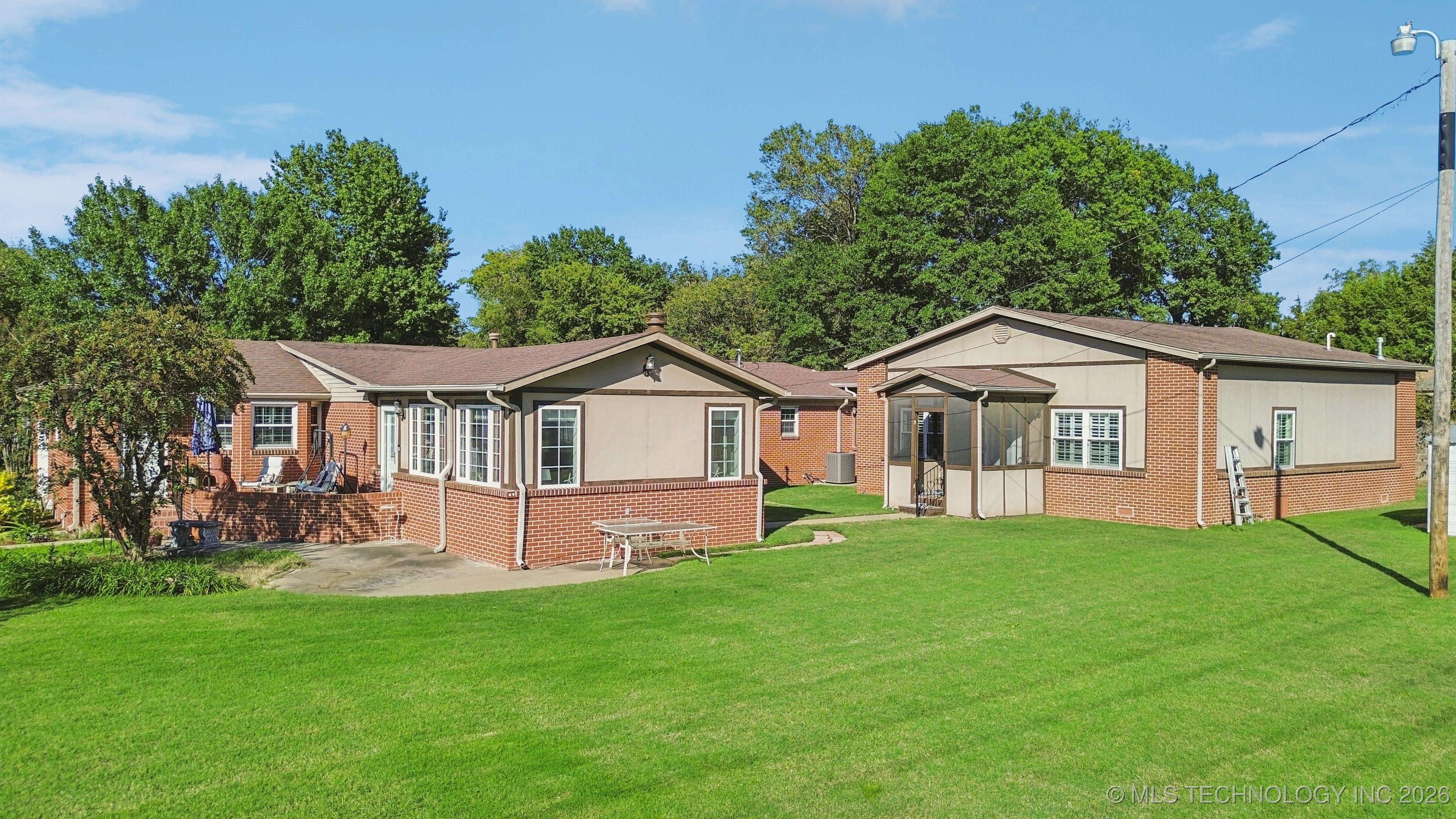 1300 E 7th Street Property Photo 50