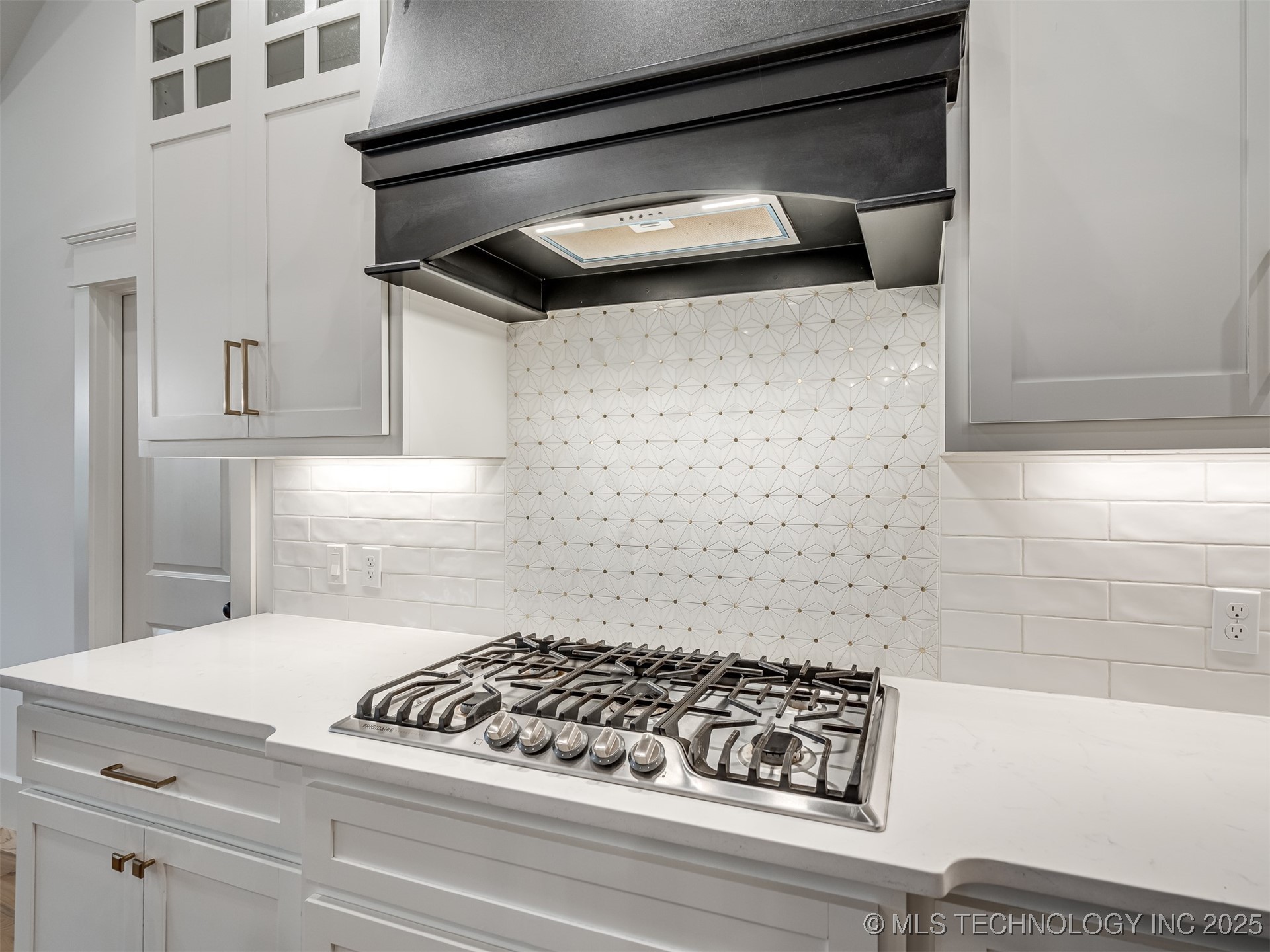 10821 S Fir Street Property Photo 18