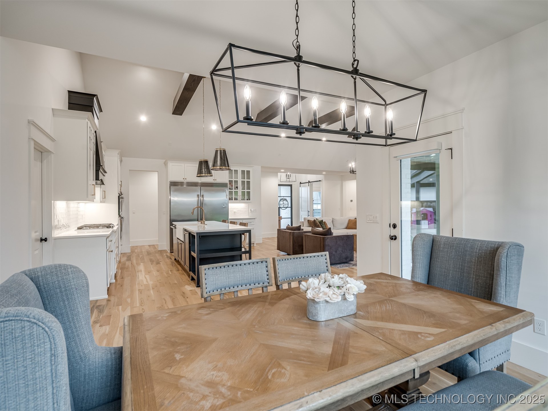 10821 S Fir Street Property Photo 22