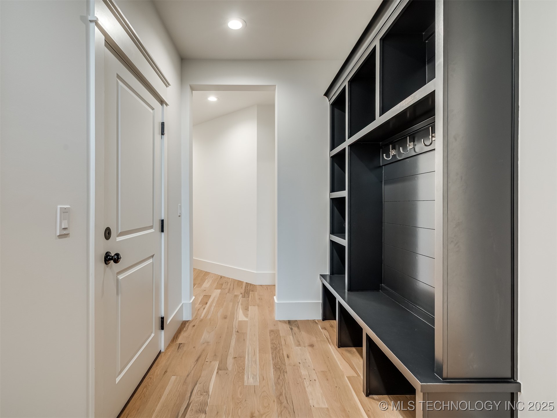 10821 S Fir Street Property Photo 28