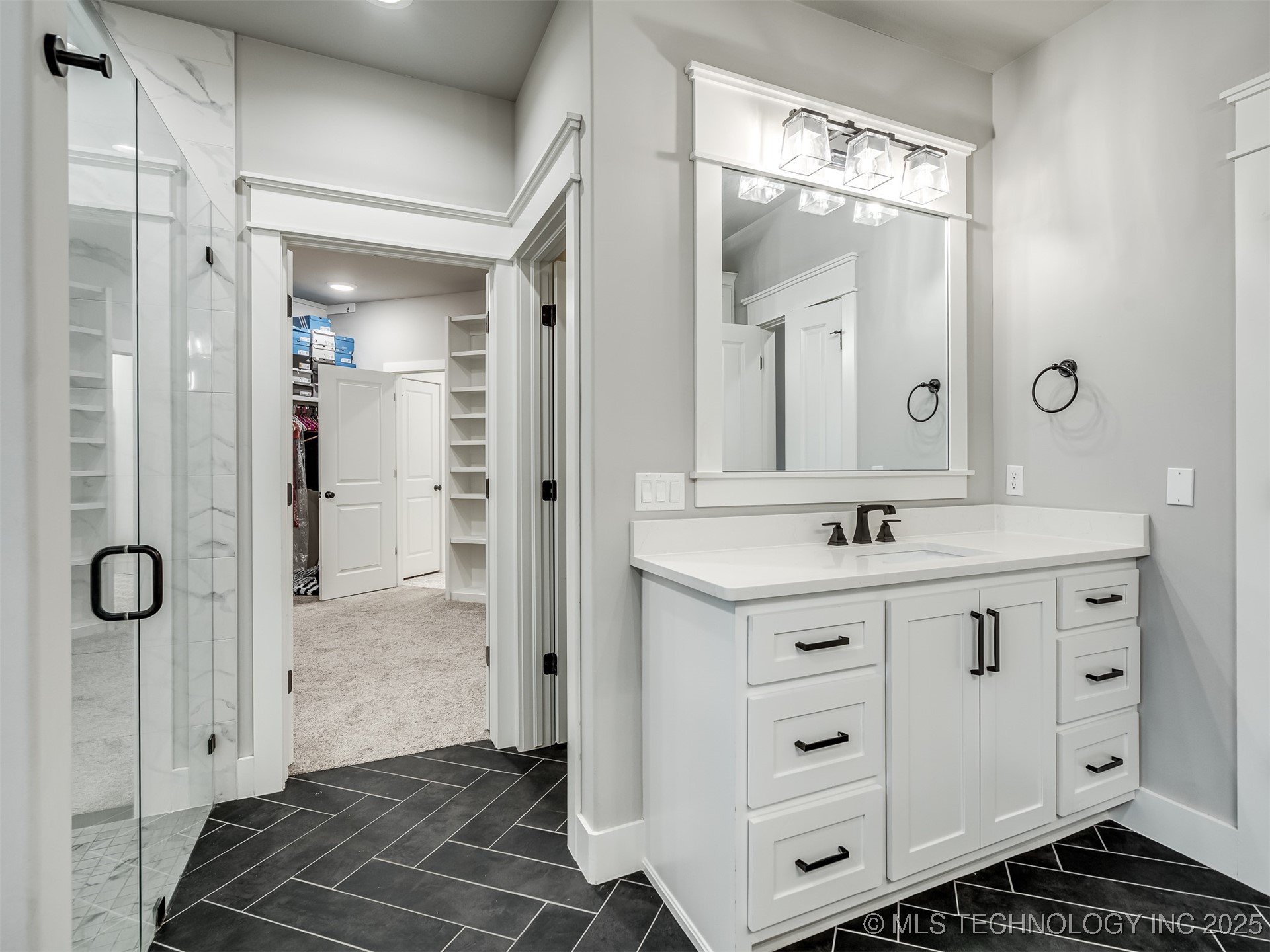 10821 S Fir Street Property Photo 37