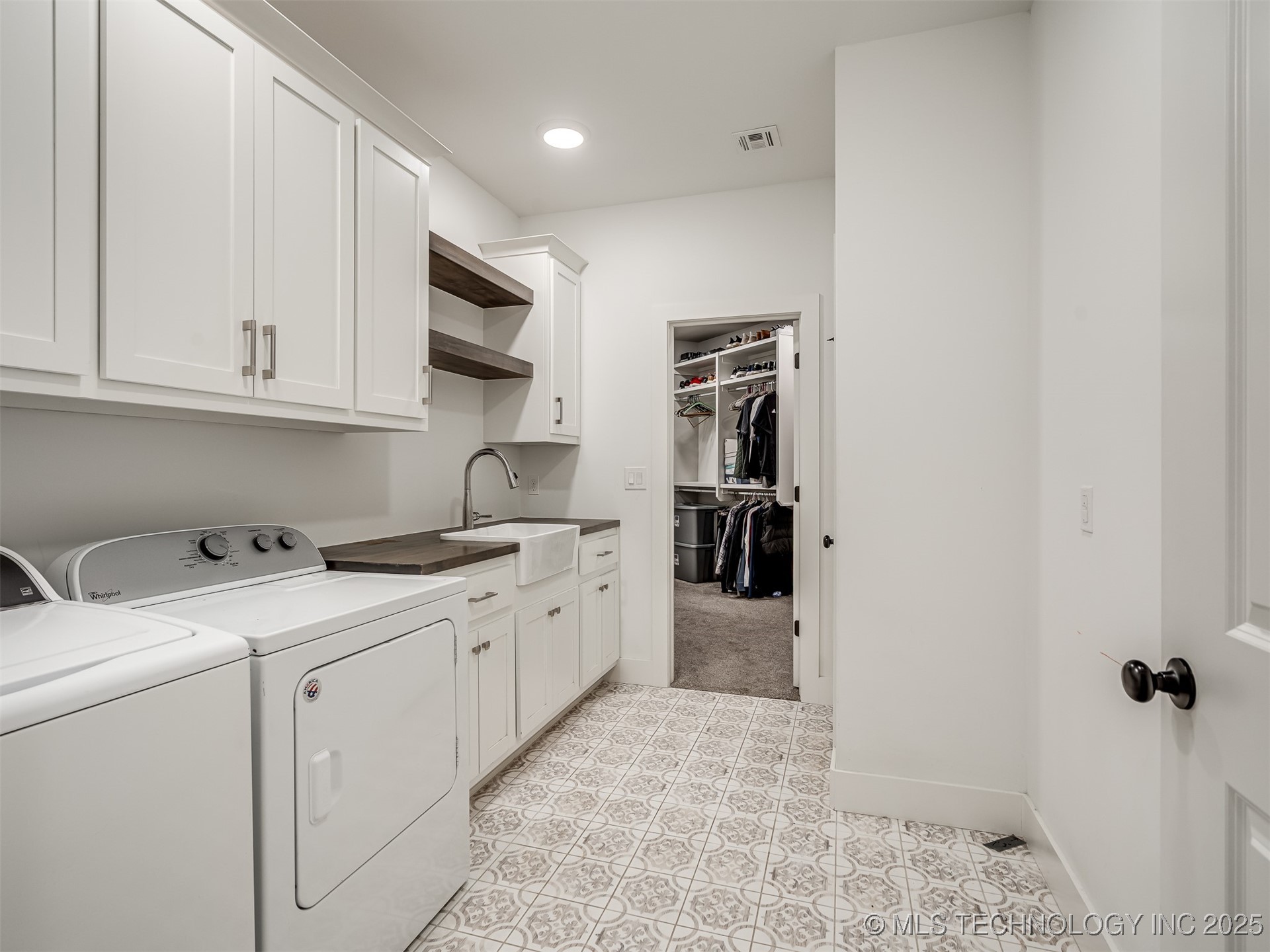 10821 S Fir Street Property Photo 41