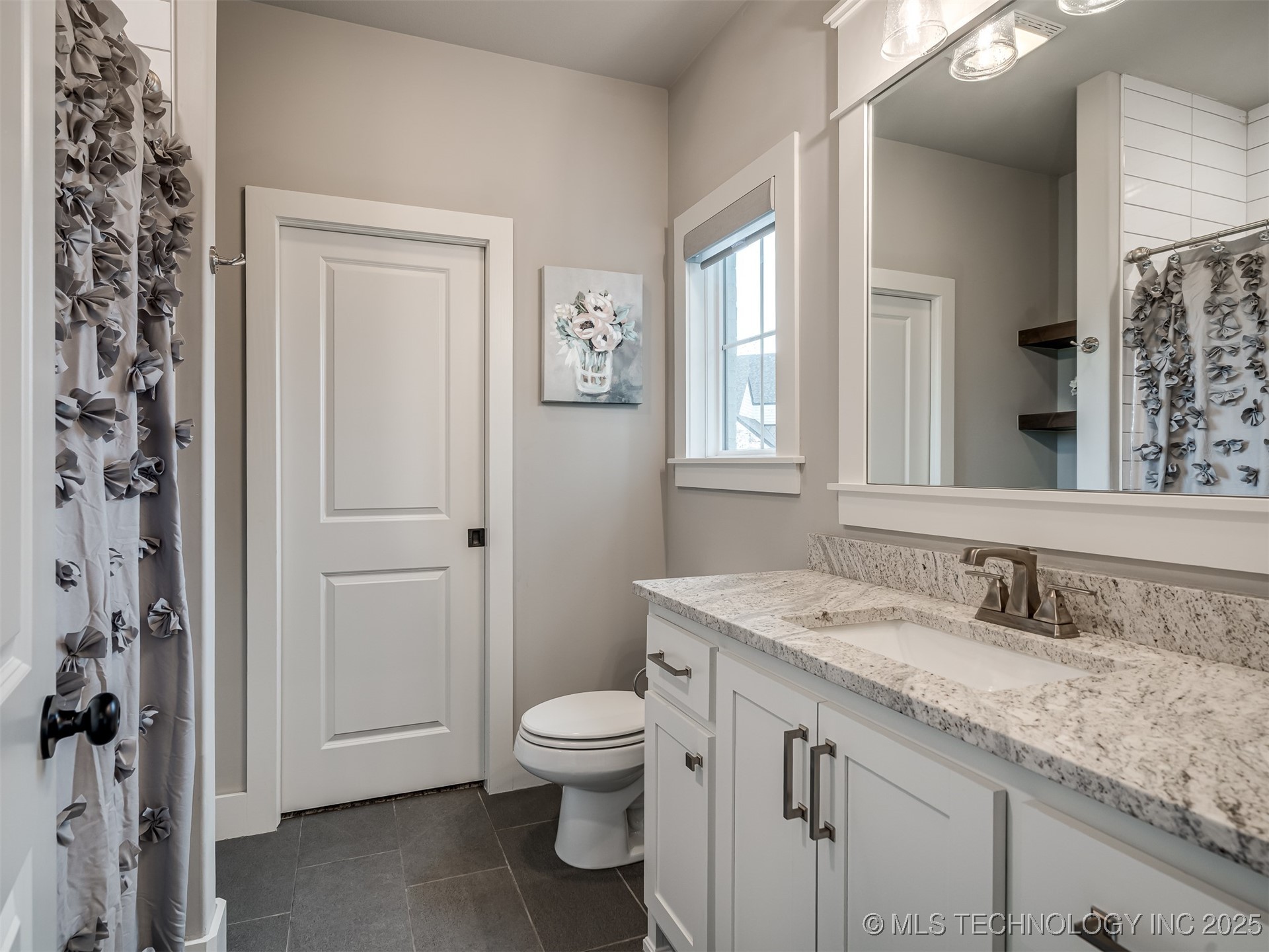 10821 S Fir Street Property Photo 46