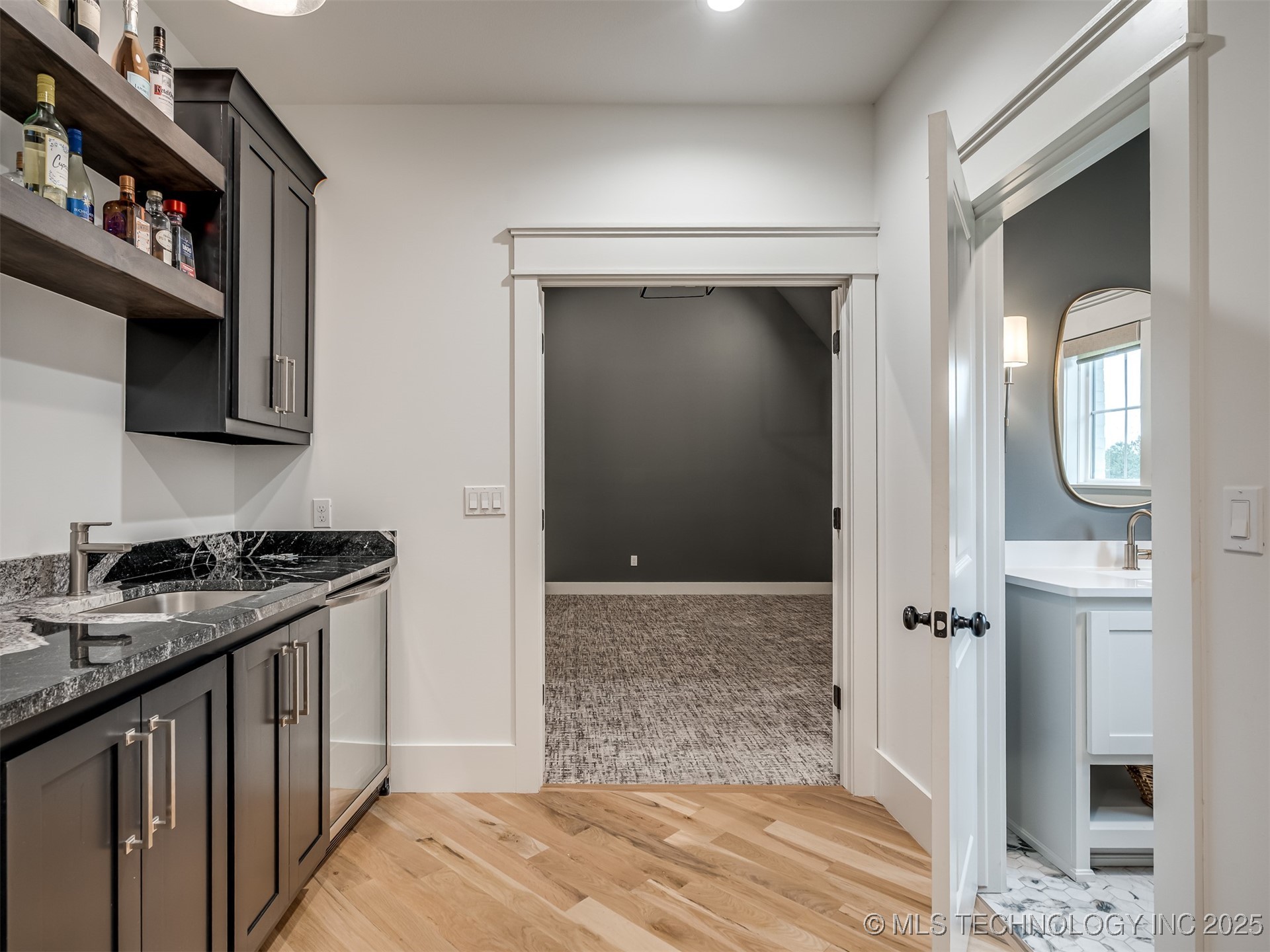 10821 S Fir Street Property Photo 47