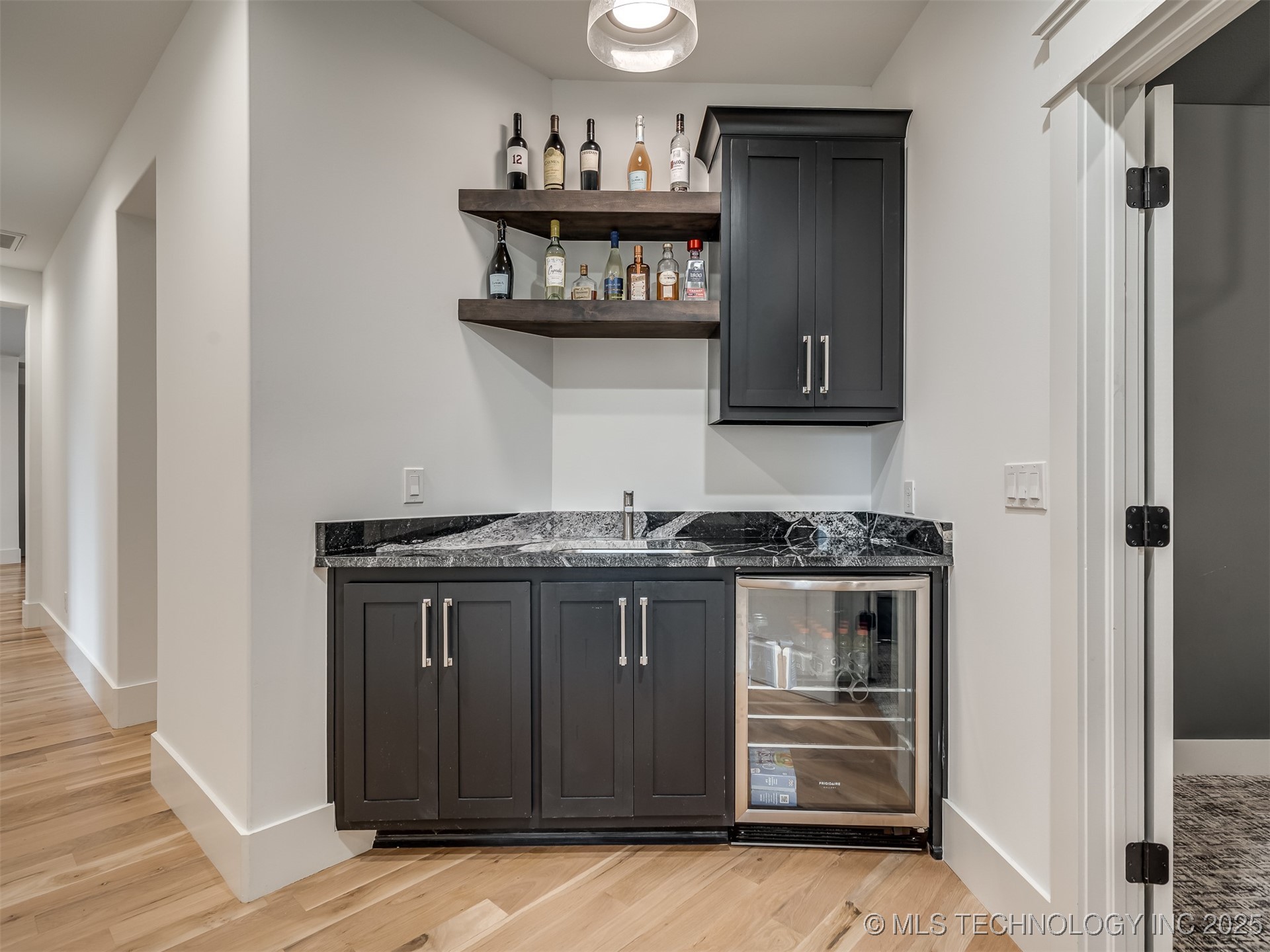 10821 S Fir Street Property Photo 48