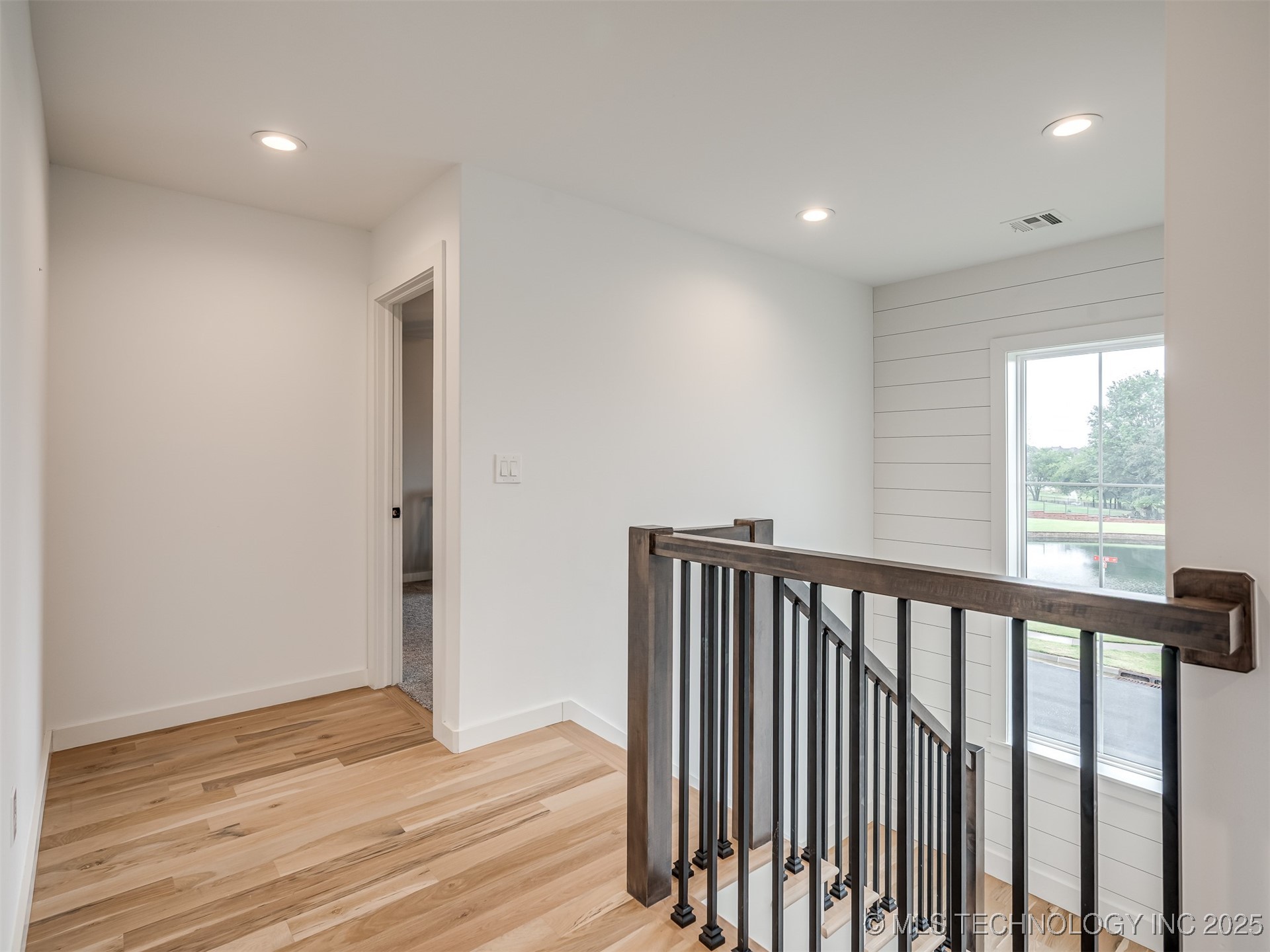 10821 S Fir Street Property Photo 53