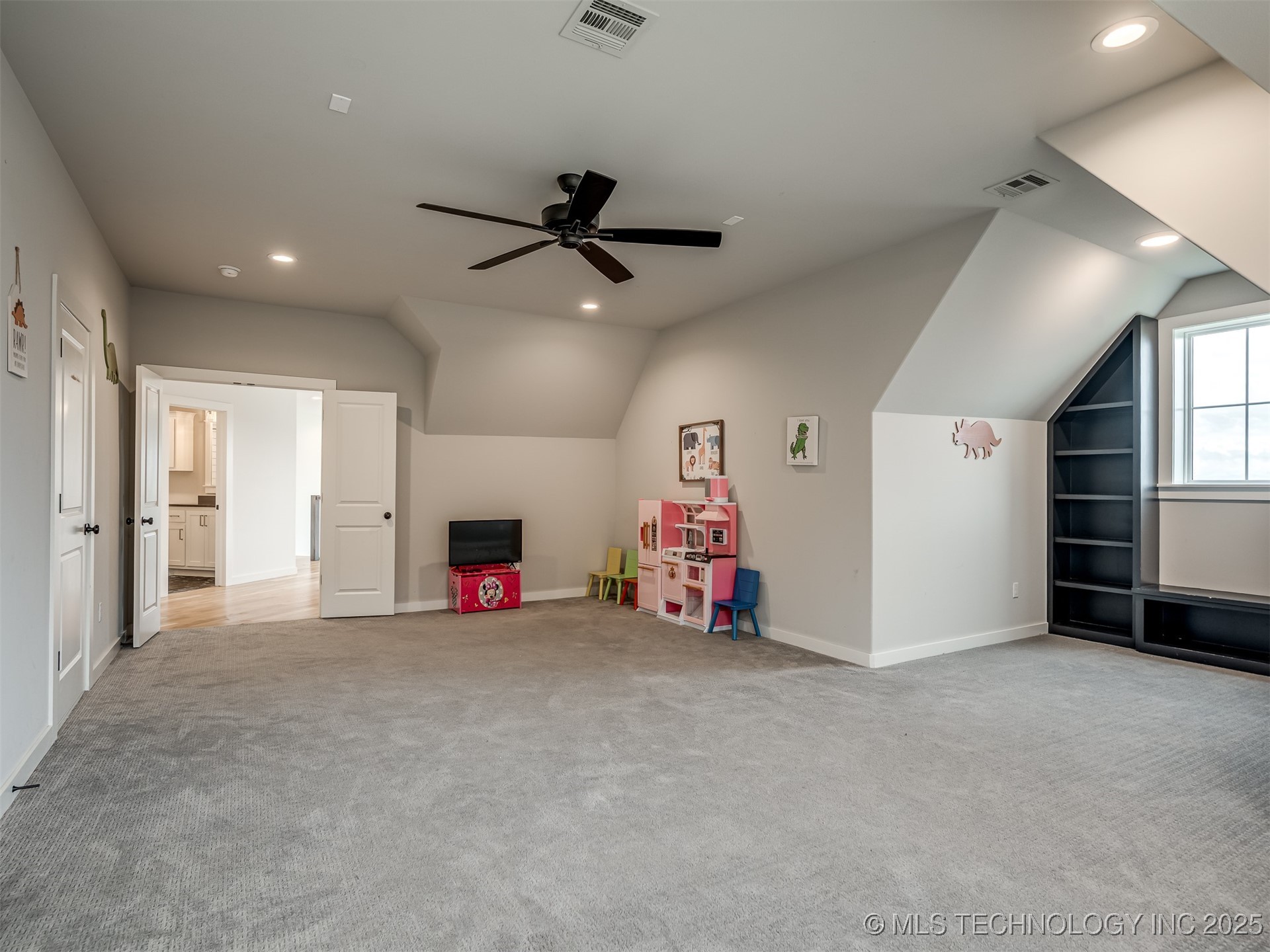 10821 S Fir Street Property Photo 65