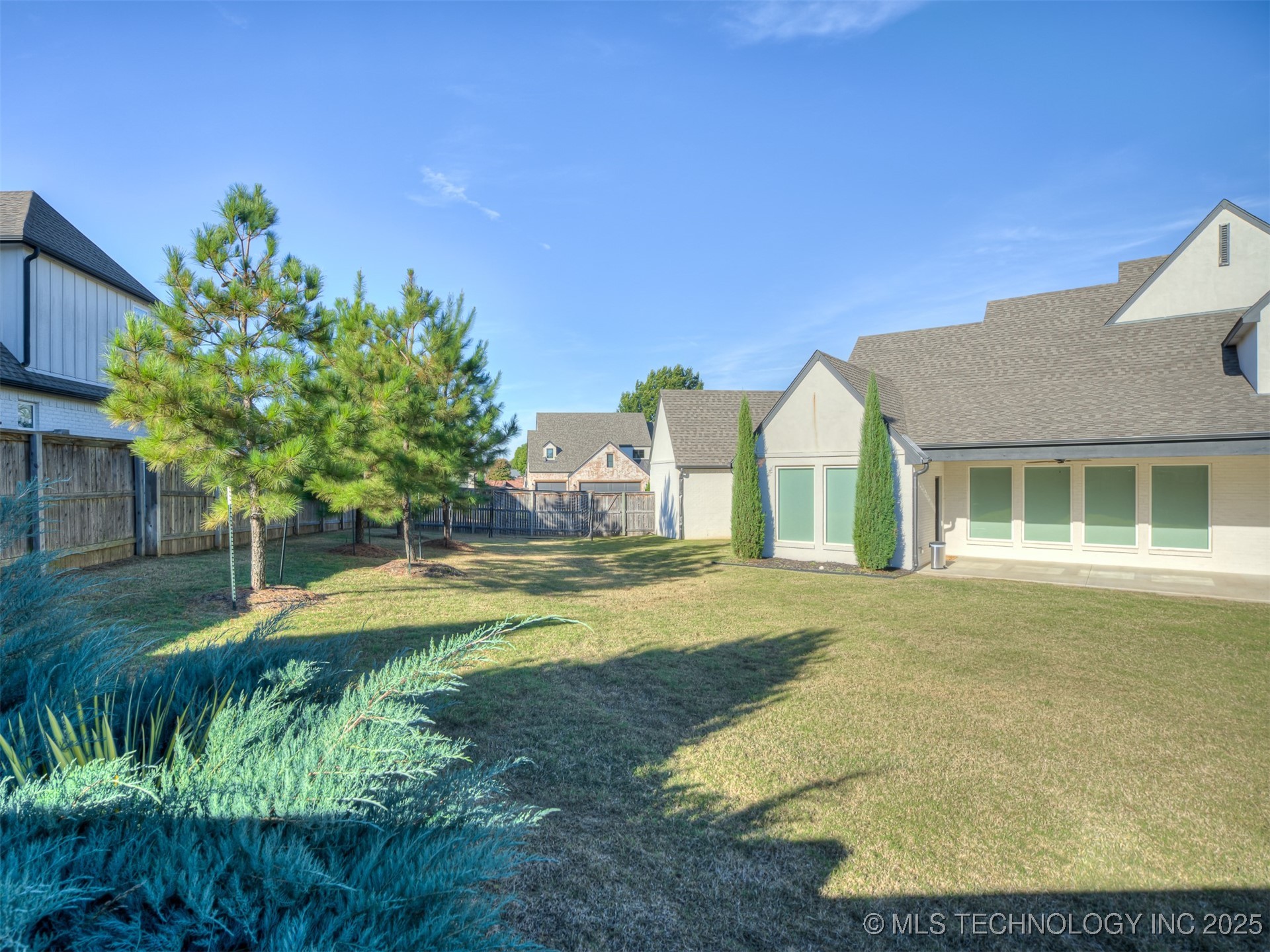 10821 S Fir Street Property Photo 69