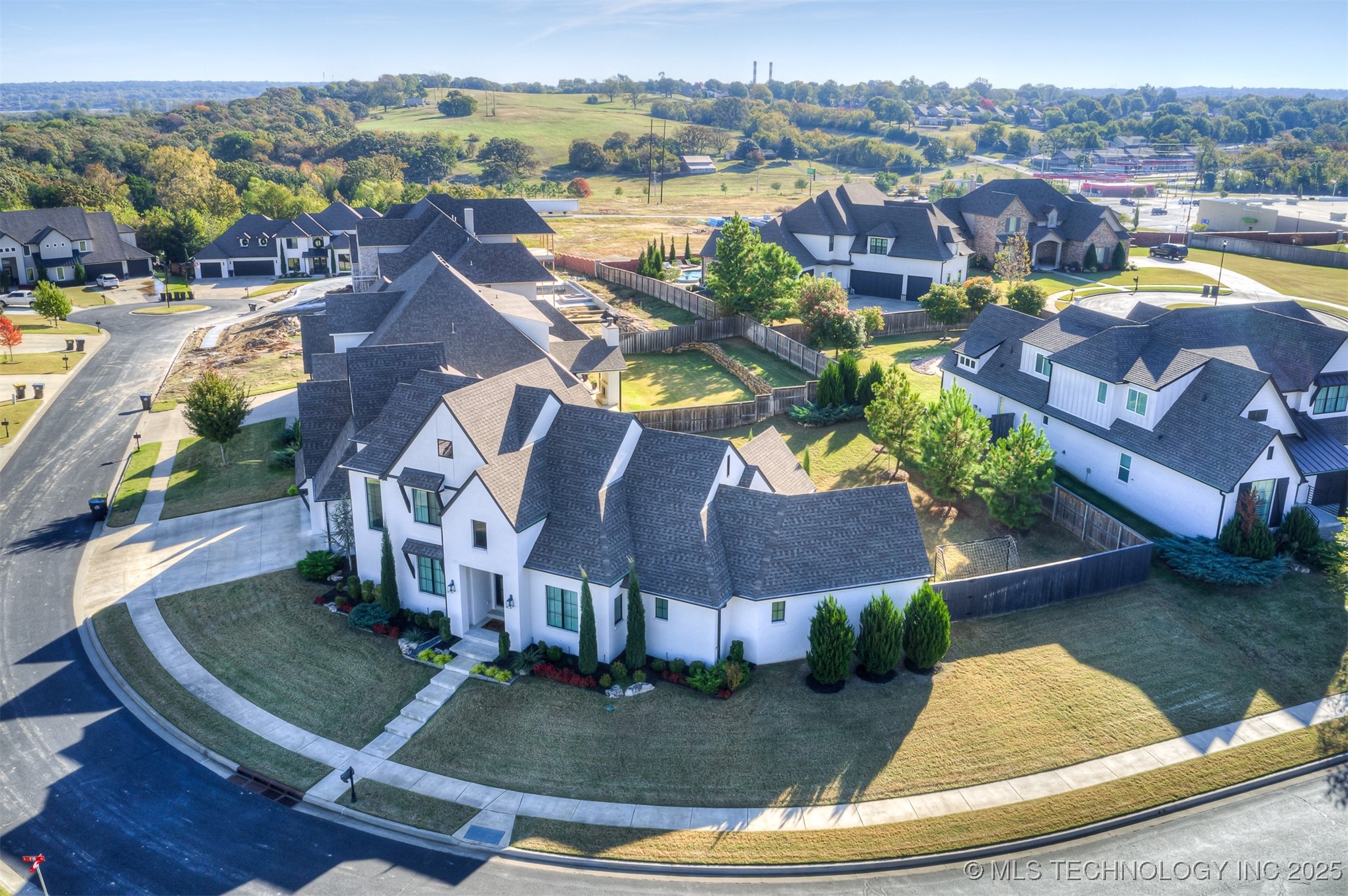 10821 S Fir Street Property Photo 76