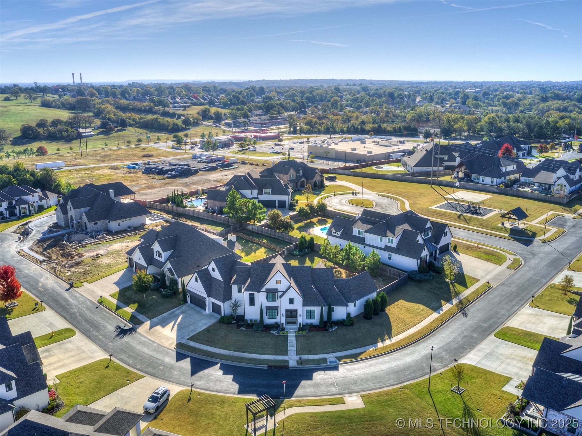 10821 S Fir Street Property Photo 78