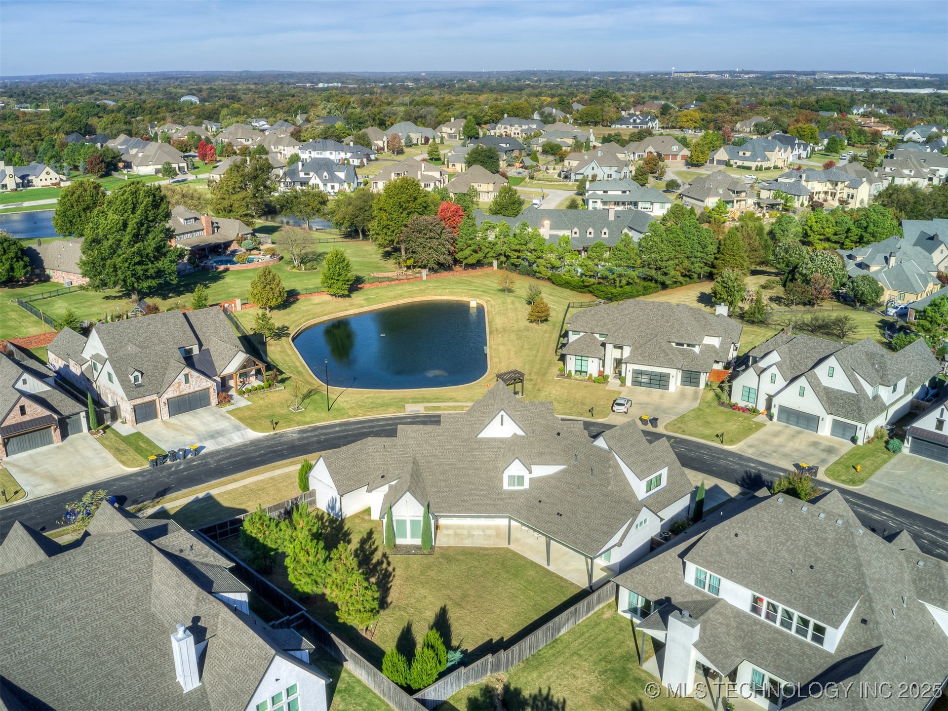 10821 S Fir Street Property Photo 80