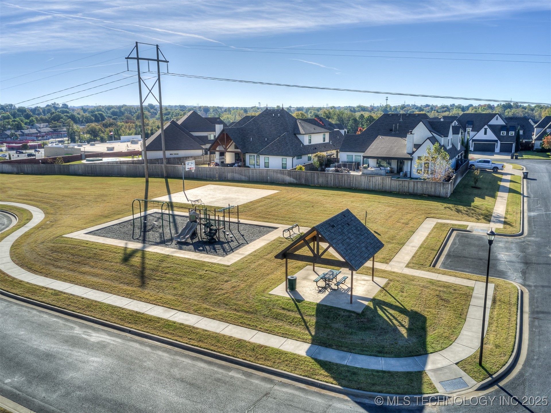 10821 S Fir Street Property Photo 83