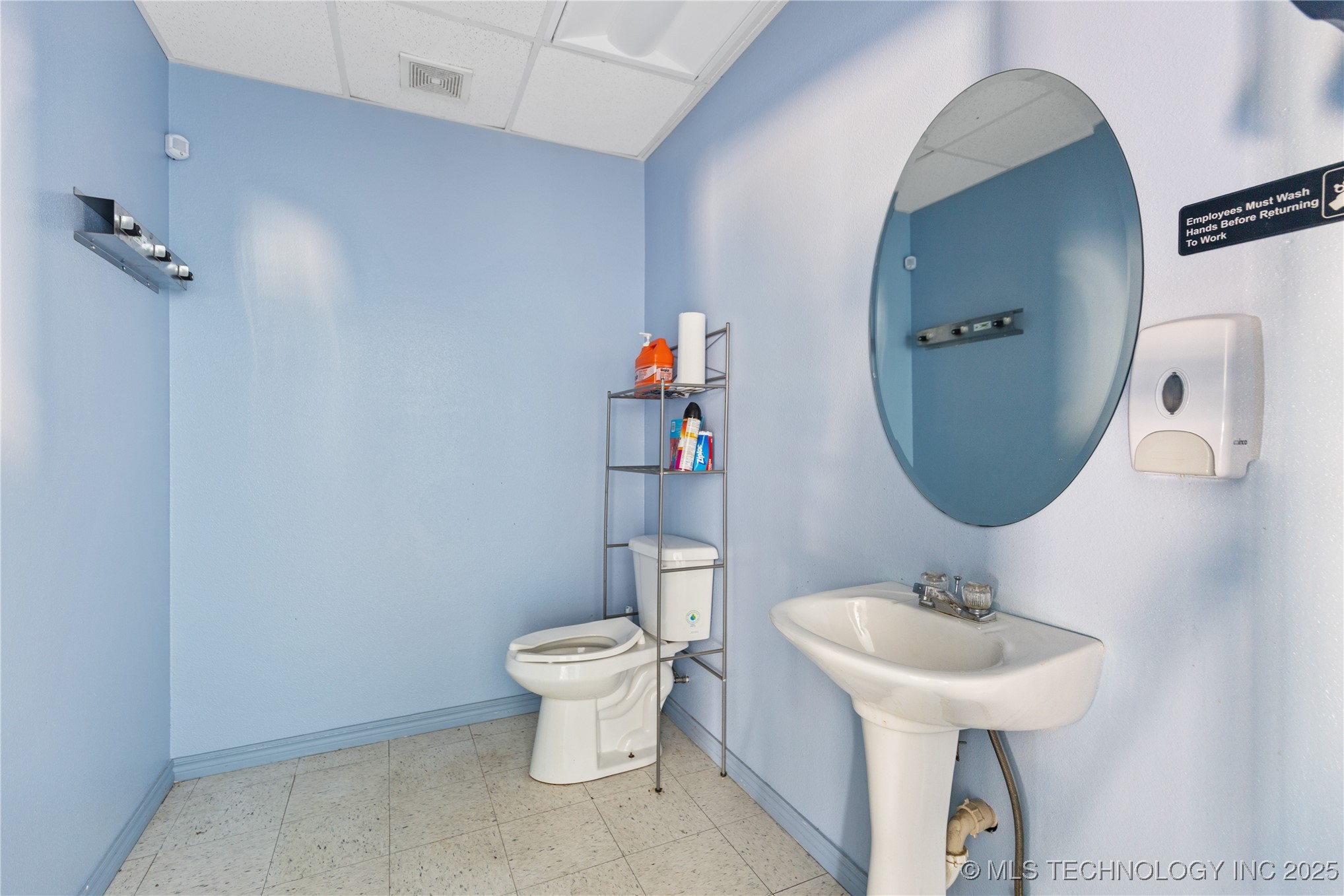 347 N Ash Street Property Photo 8