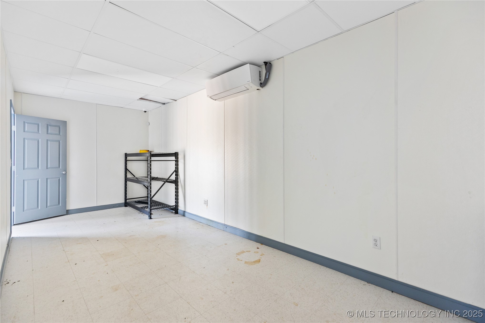 347 N Ash Street Property Photo 9