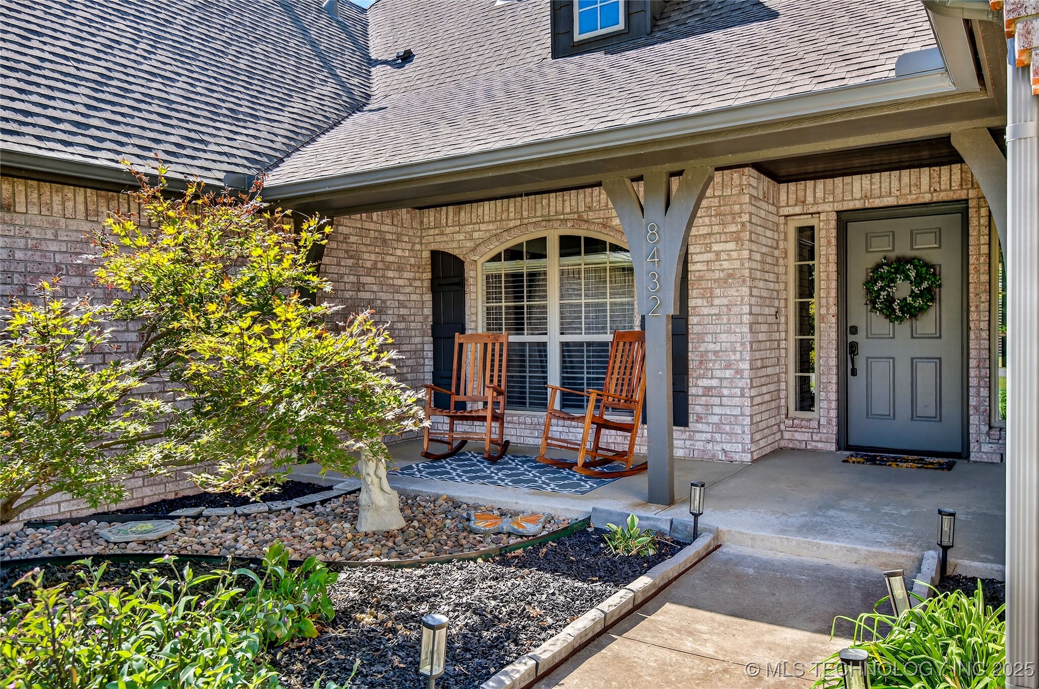 8432 N 68th East Avenue Property Photo 2