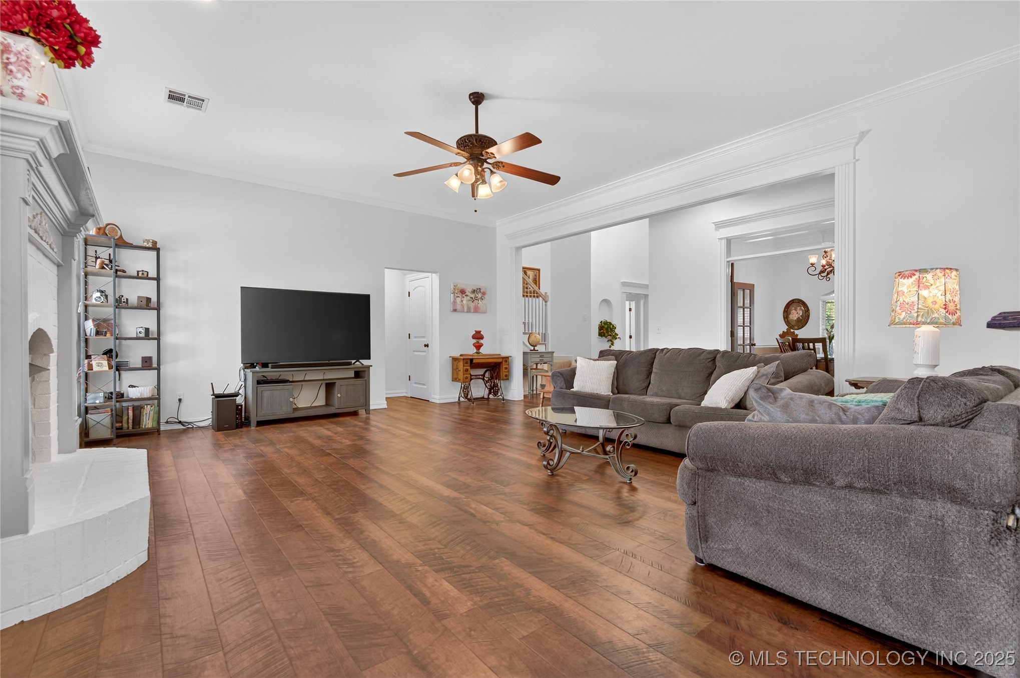 8432 N 68th East Avenue Property Photo 11