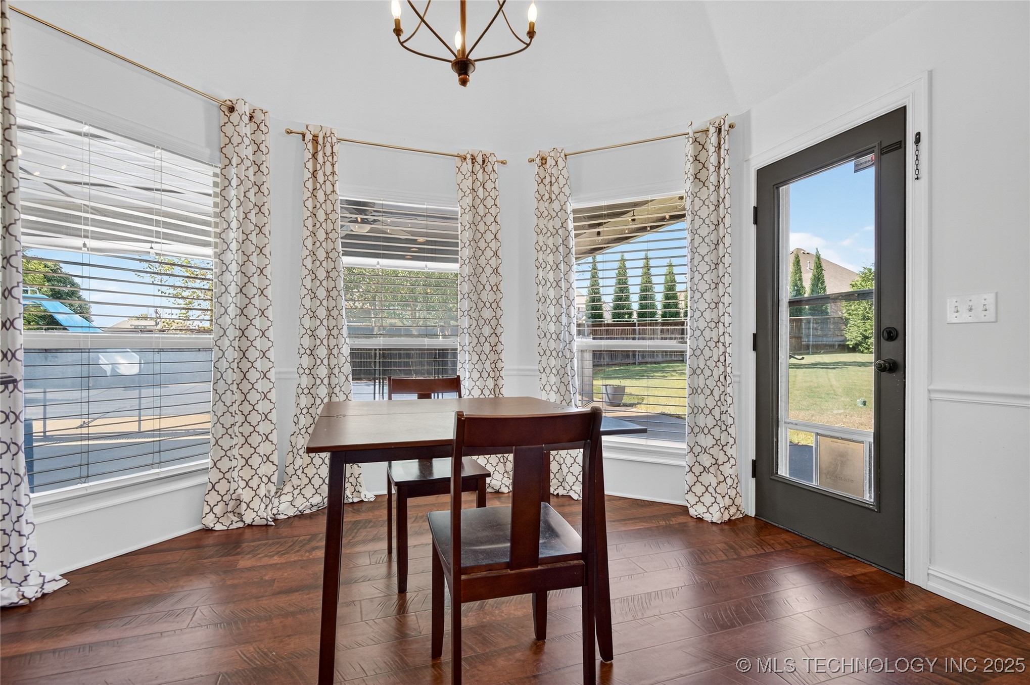 8432 N 68th East Avenue Property Photo 12