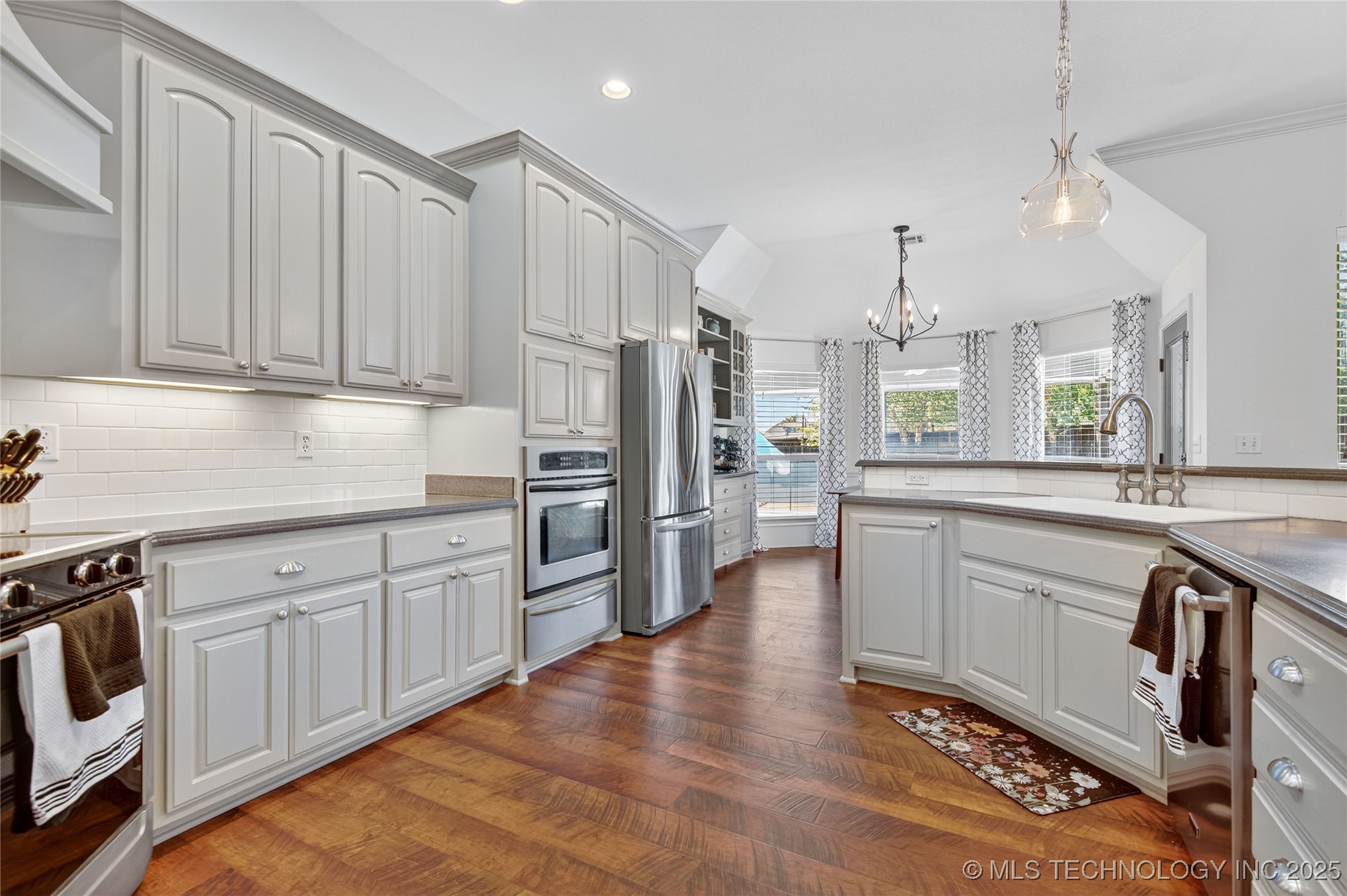 8432 N 68th East Avenue Property Photo 16