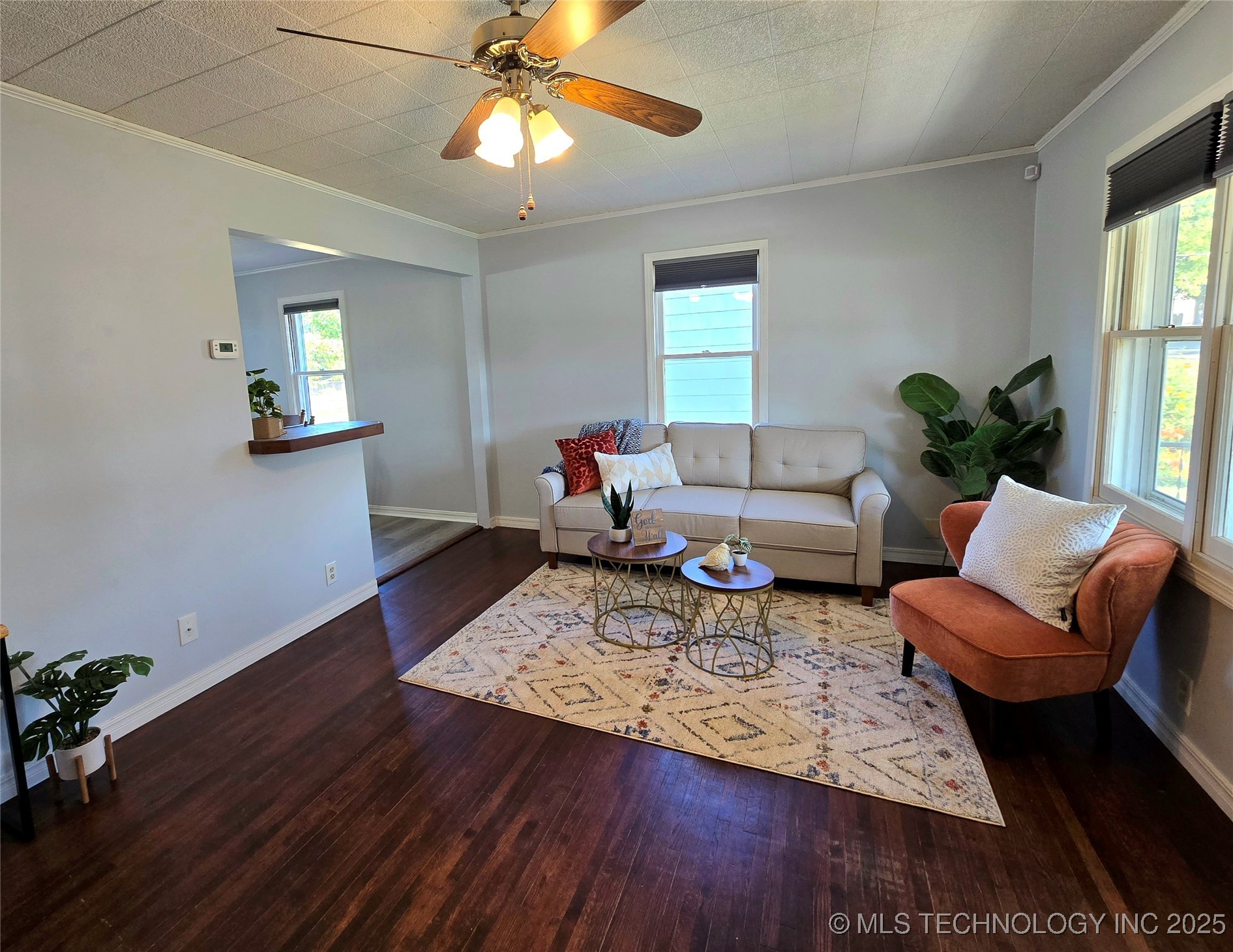 600 N Franklin Avenue Property Photo 4