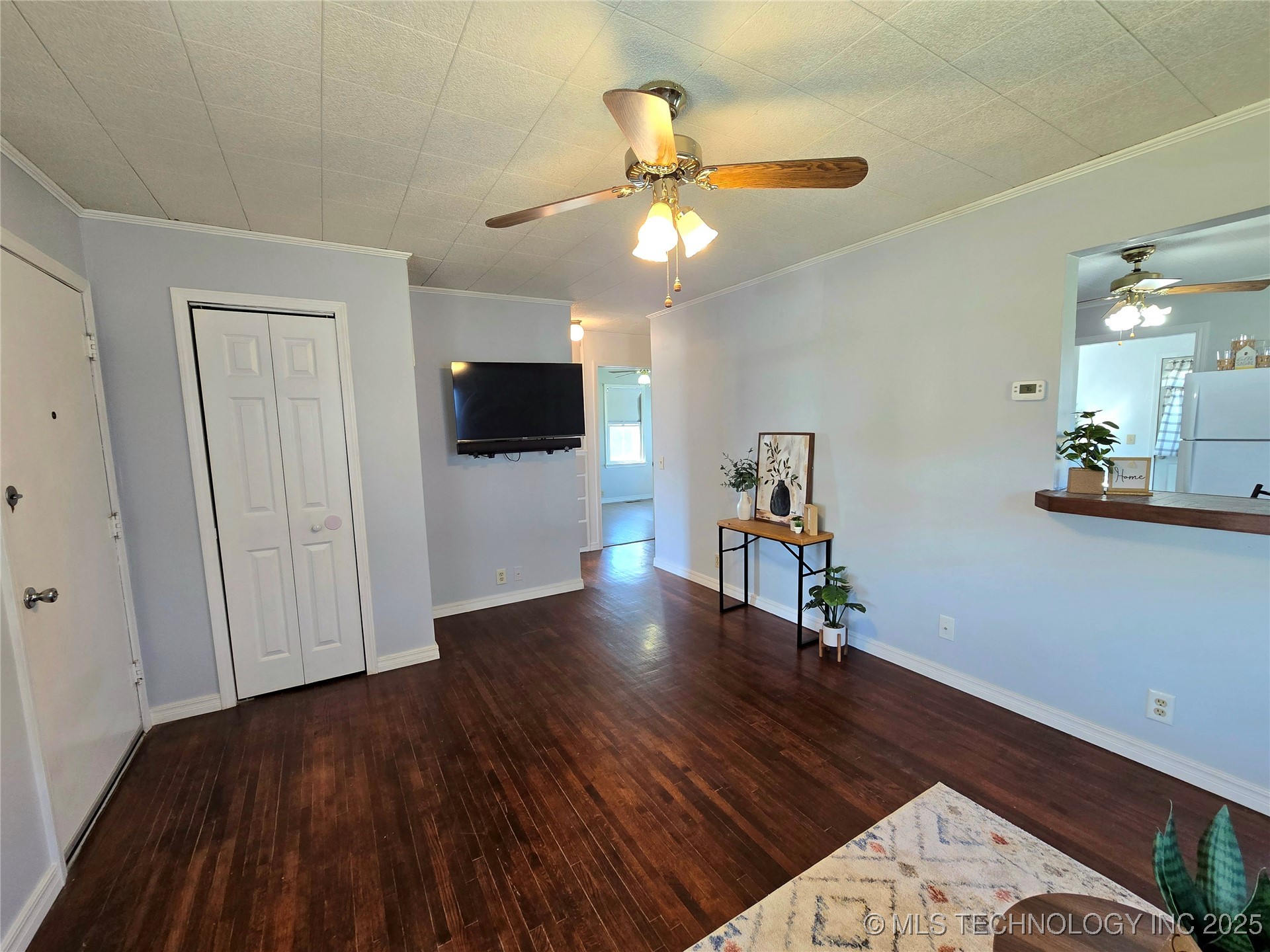 600 N Franklin Avenue Property Photo 8