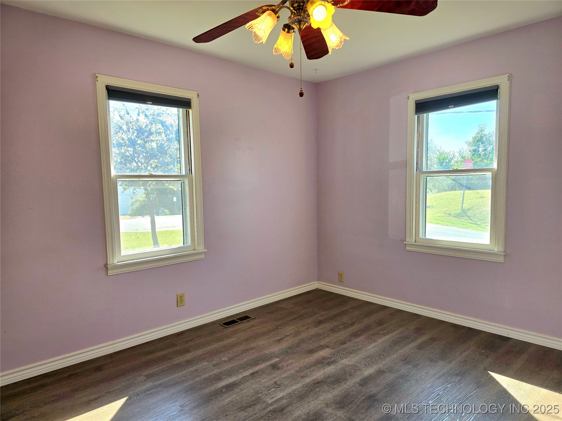 600 N Franklin Avenue Property Photo 14