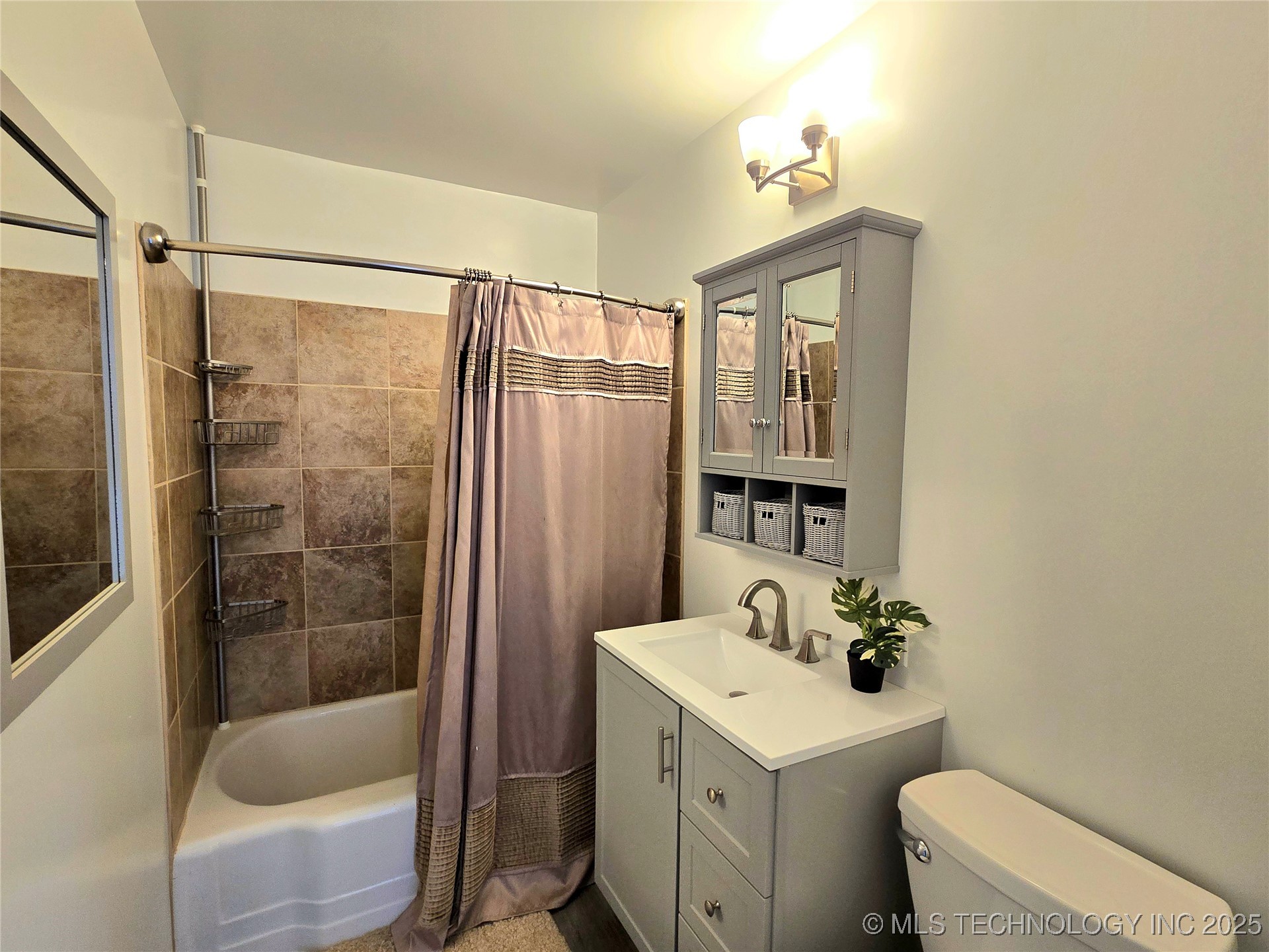 600 N Franklin Avenue Property Photo 18